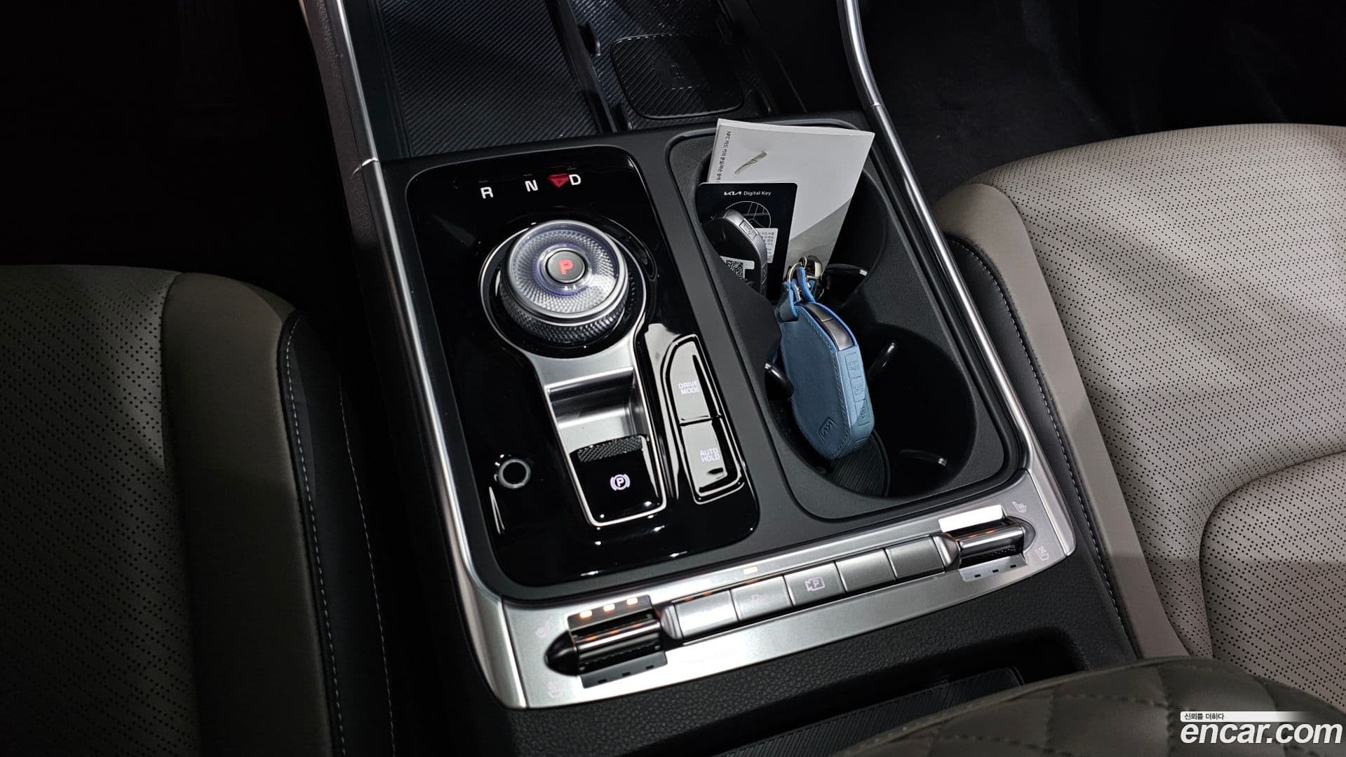 Main__Slider__Photo:Canival Kia 2024.6-8