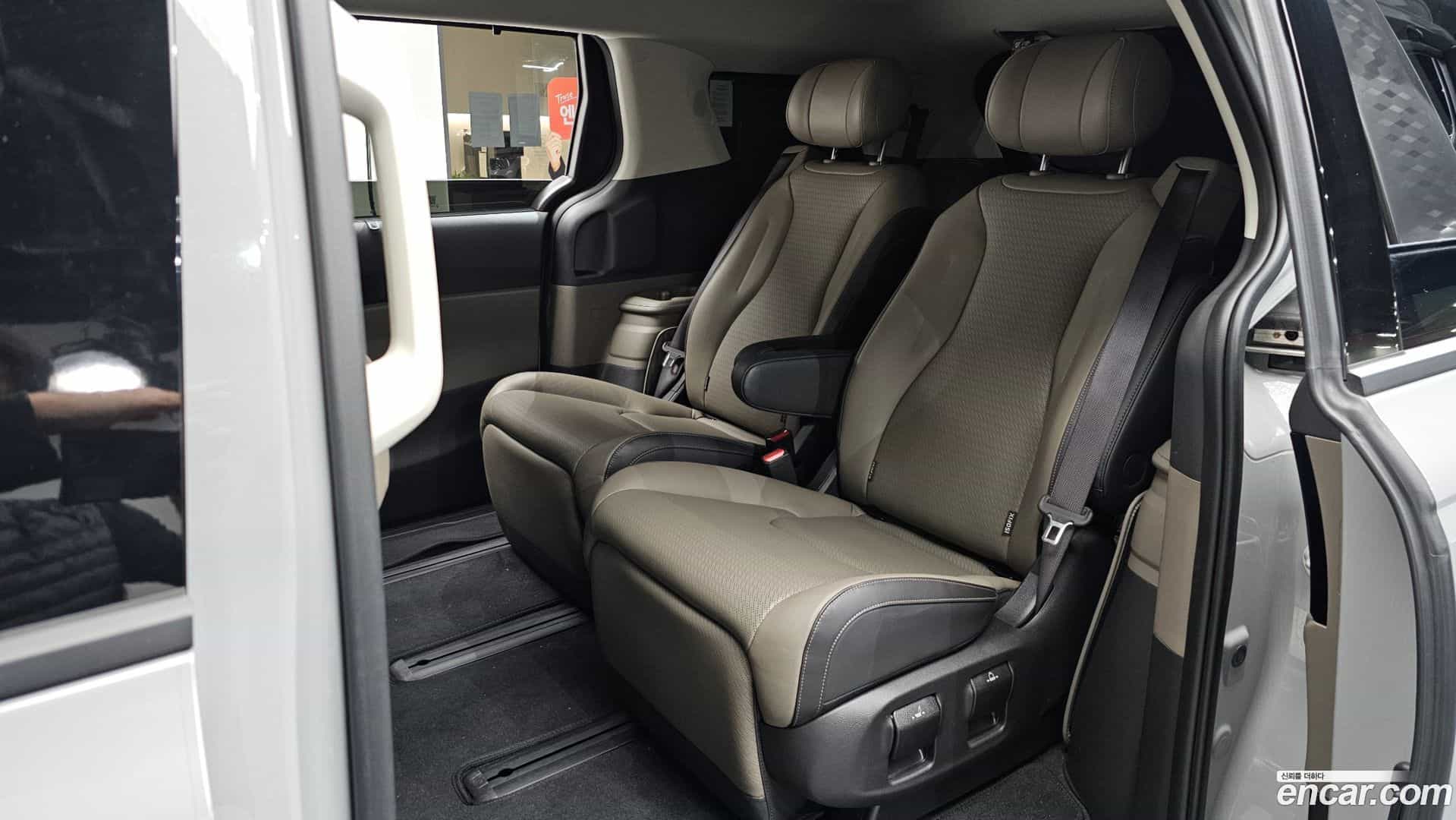 Canival Kia 2024.6-OPTION-016