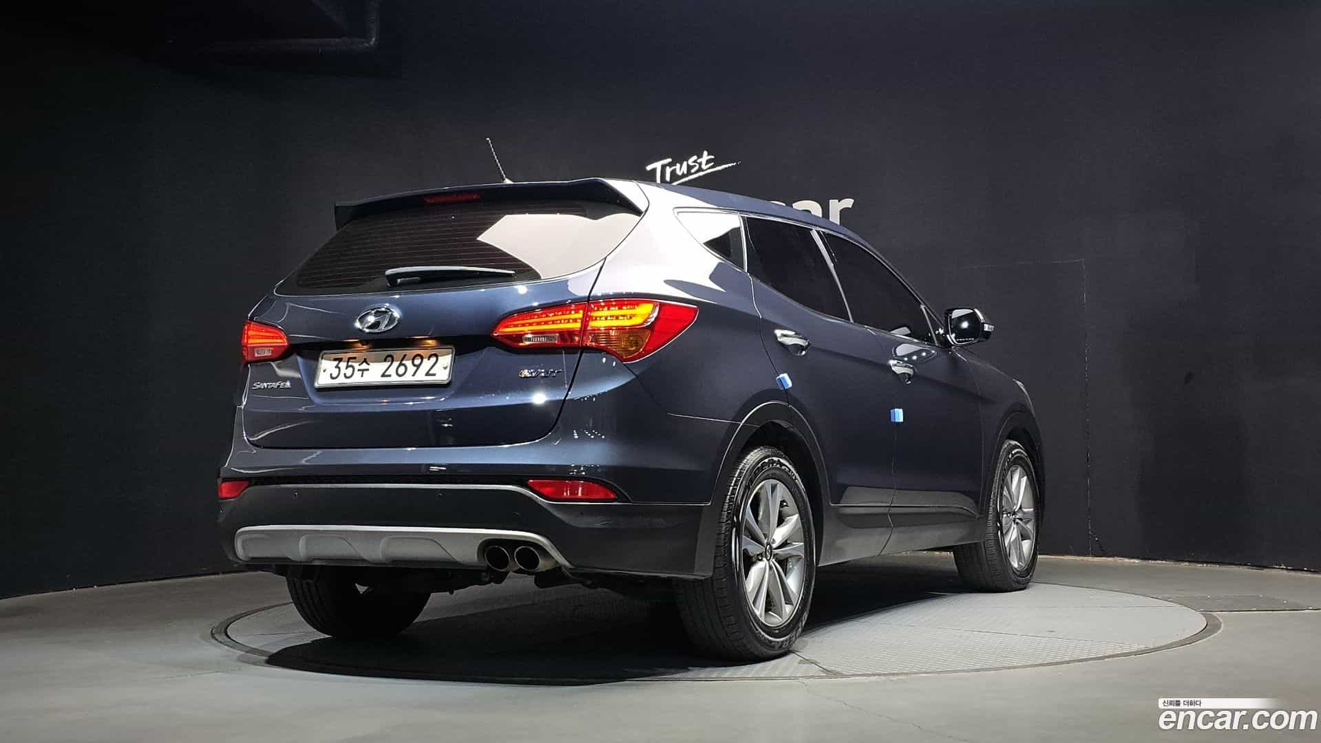 Santafe Hyundai 2015.2-OUTER-002