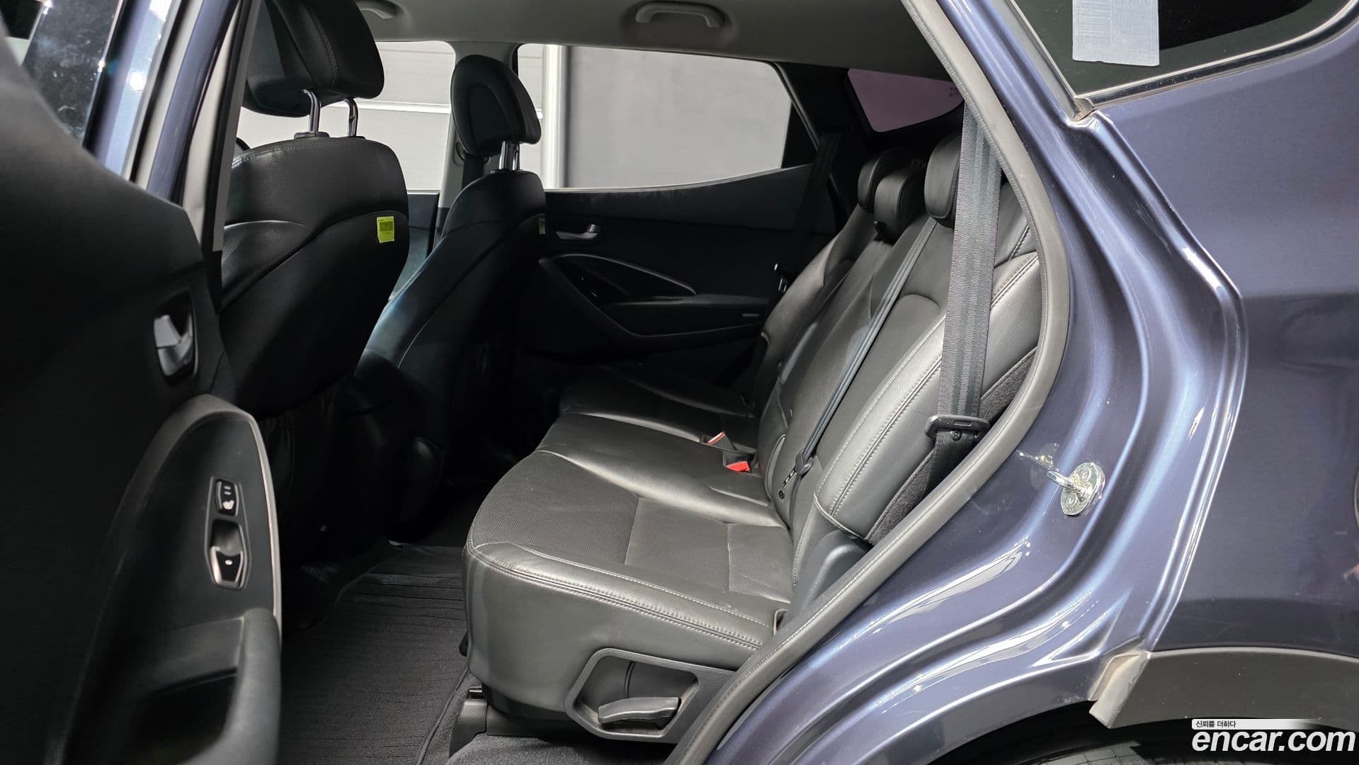 Main__Slider__Photo:Santafe Hyundai 2015.2-11