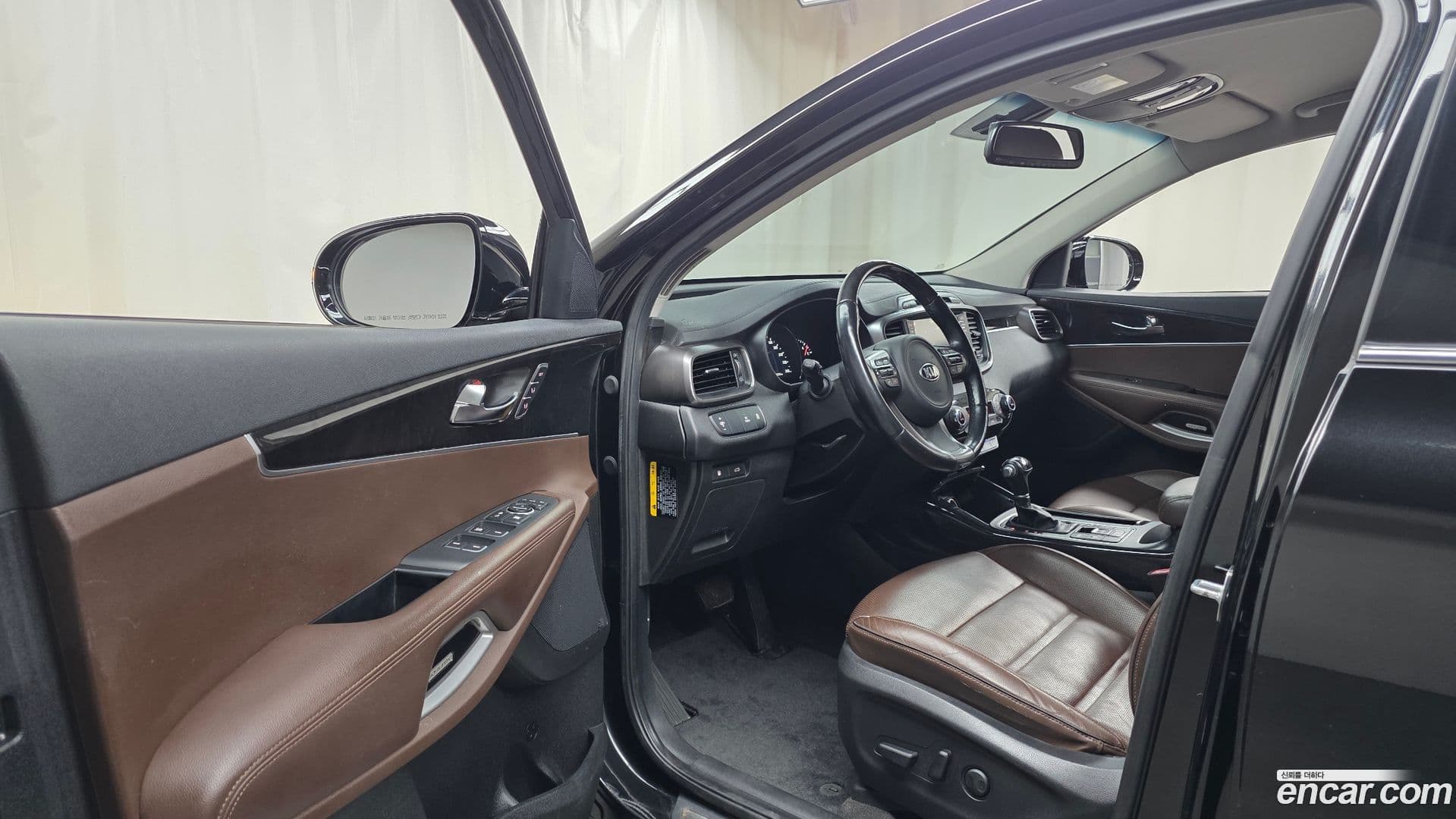 Main__Slider__Photo:Sorento Kia 2015.4-9