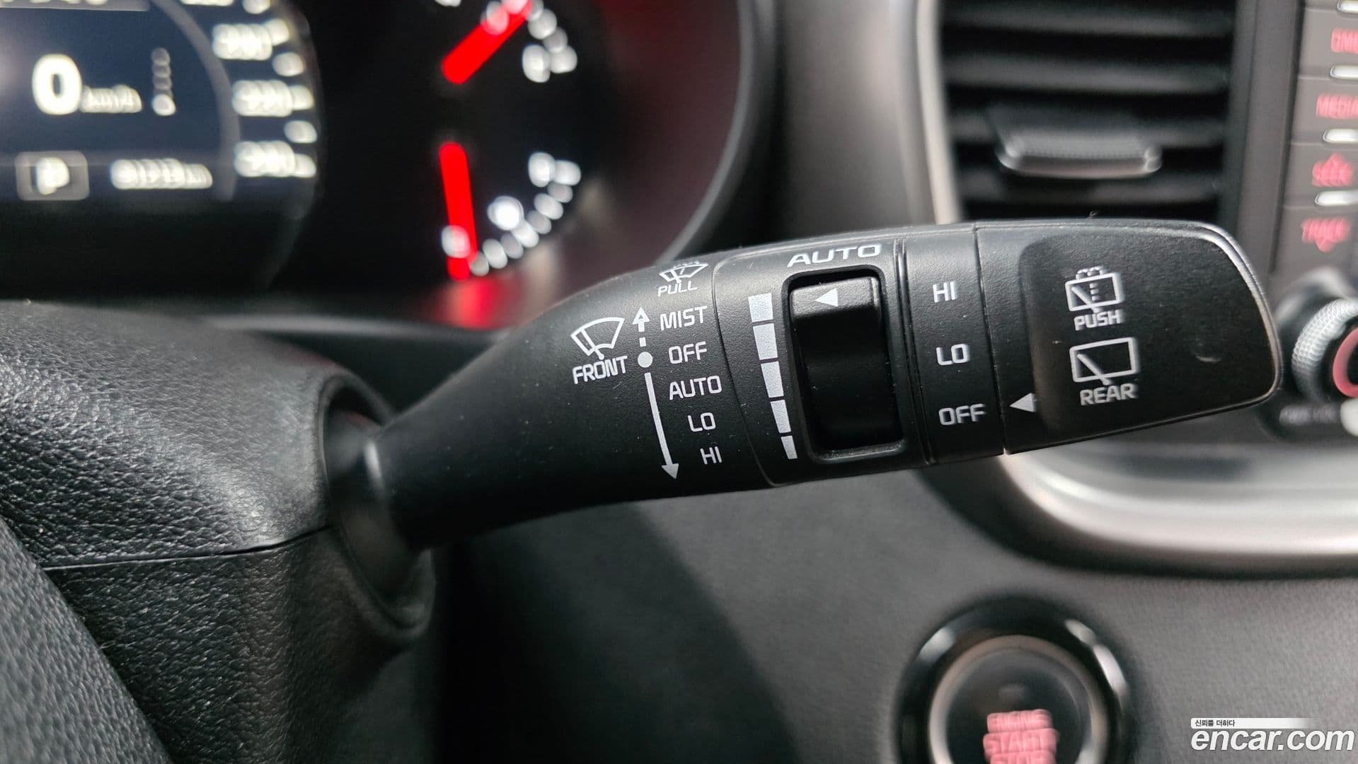 Main__Slider__Photo:Sorento Kia 2015.4-17