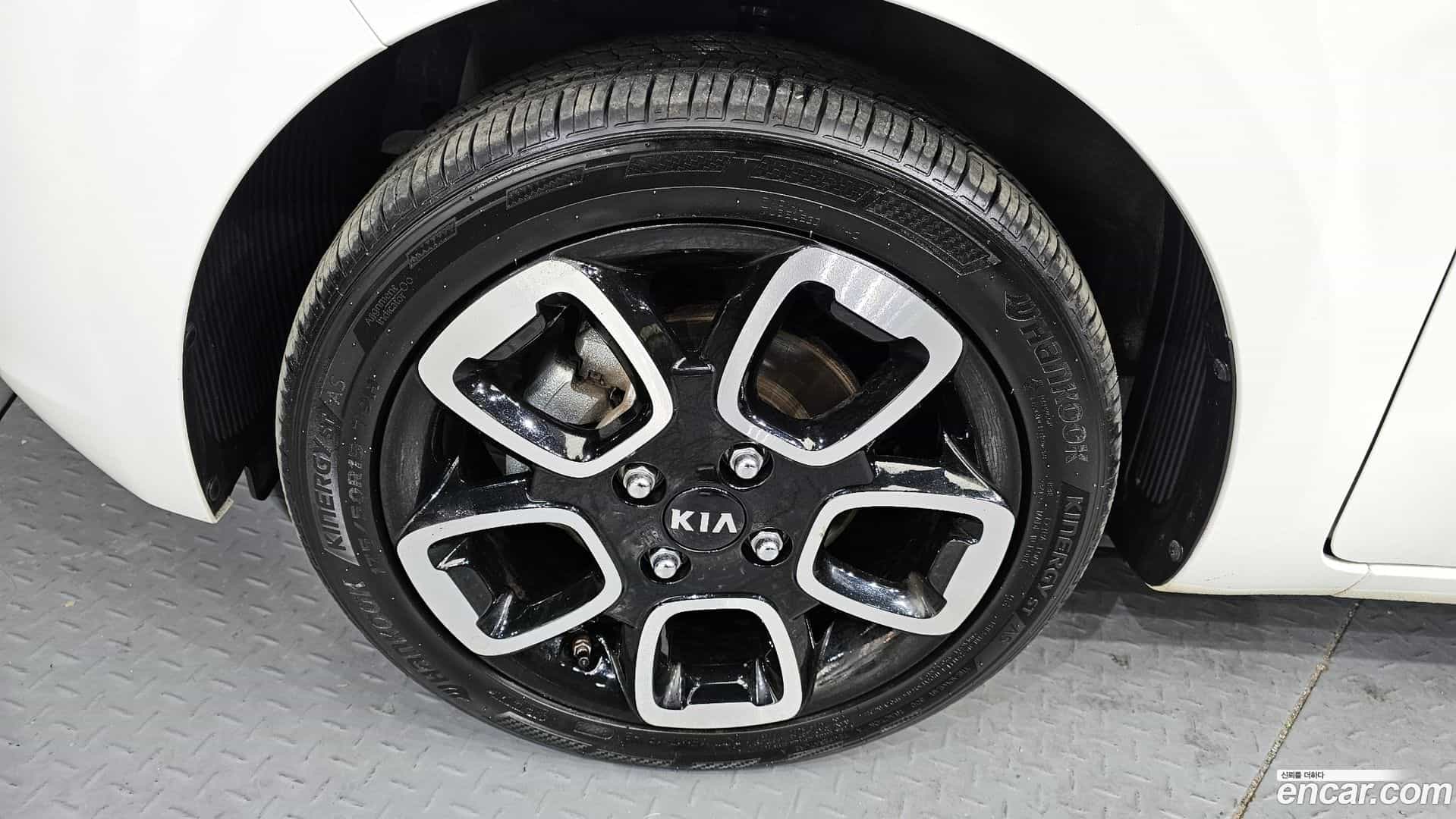 RAY Kia 2021.10-OUTER-005