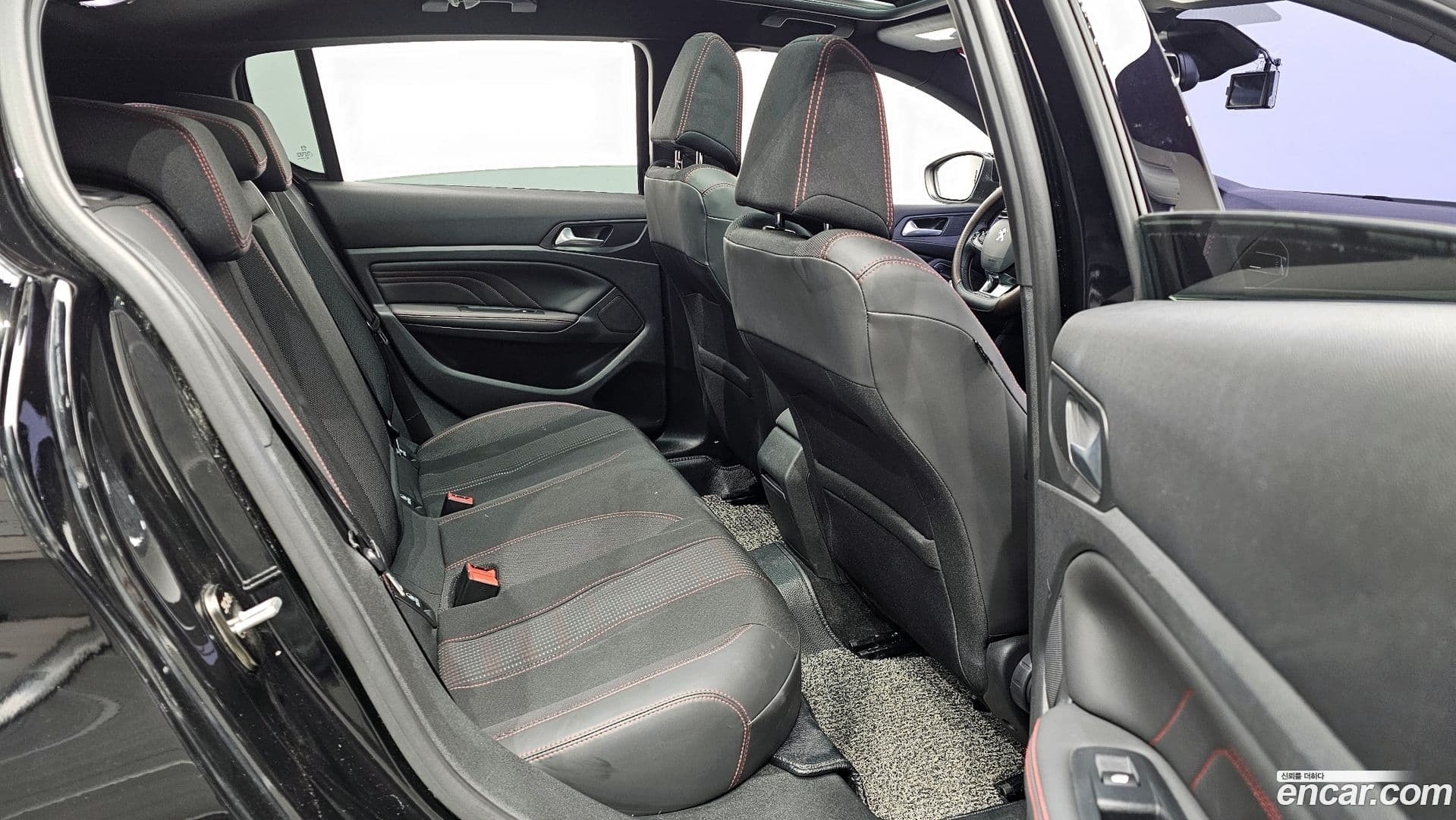 Main__Slider__Photo:308 Peugeot 2017.7-10