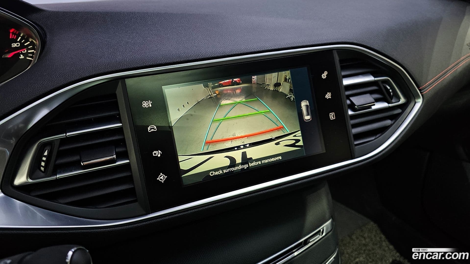 Main__Slider__Photo:308 Peugeot 2017.7-15