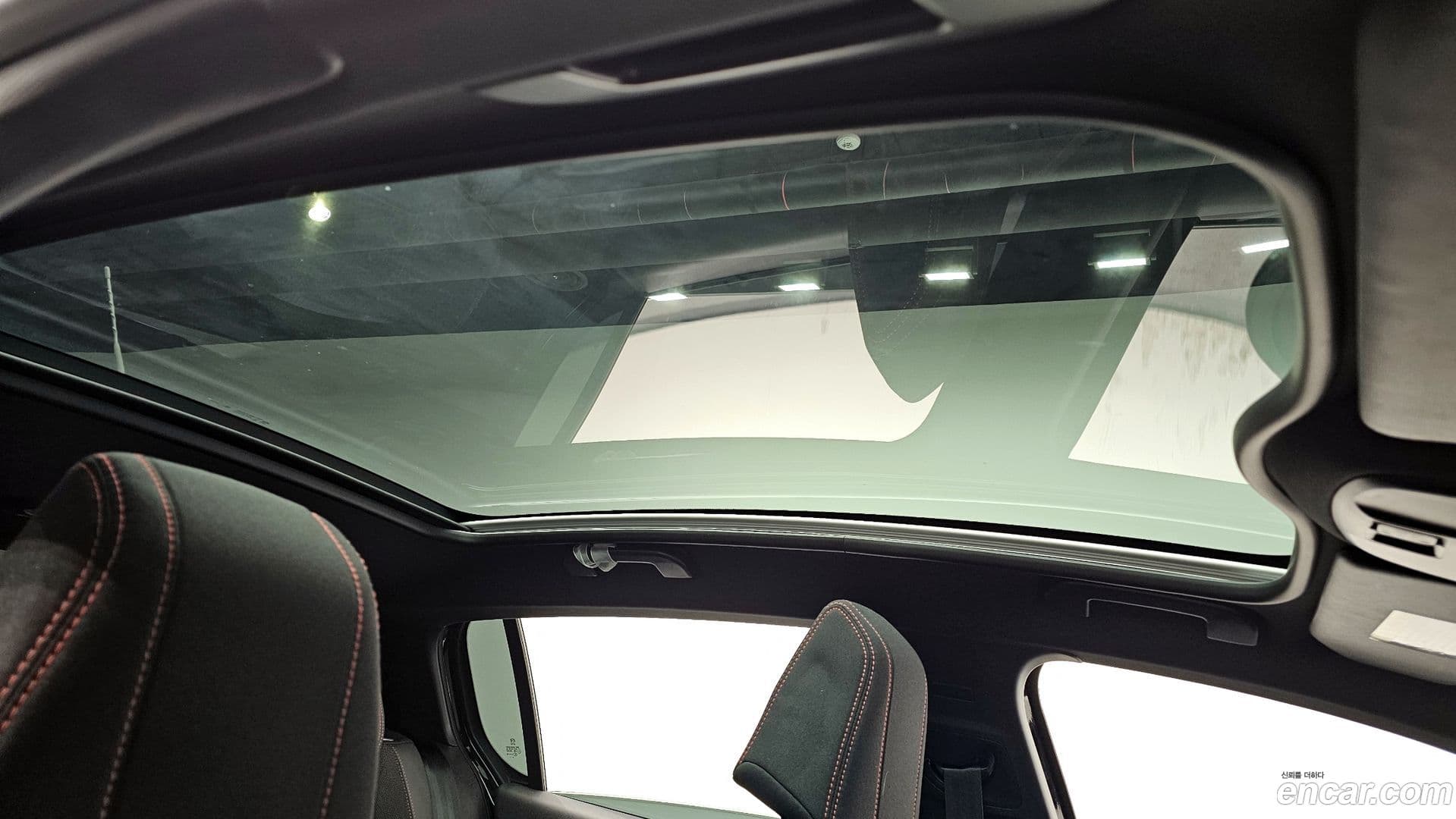 Main__Slider__Photo:308 Peugeot 2017.7-18