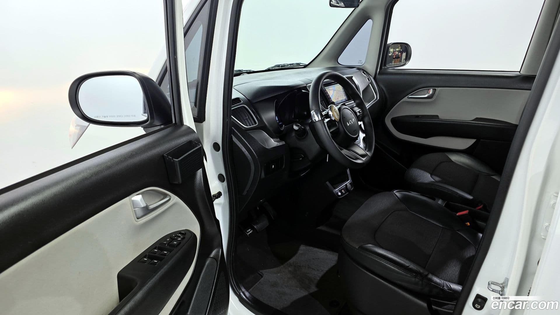 Main__Slider__Photo:RAY Kia 2021.7-9