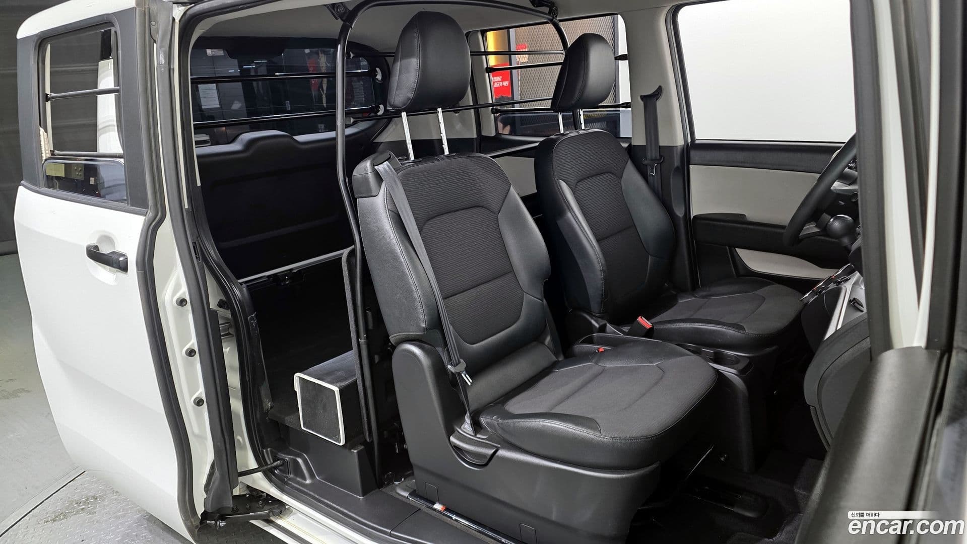 Main__Slider__Photo:RAY Kia 2021.7-10