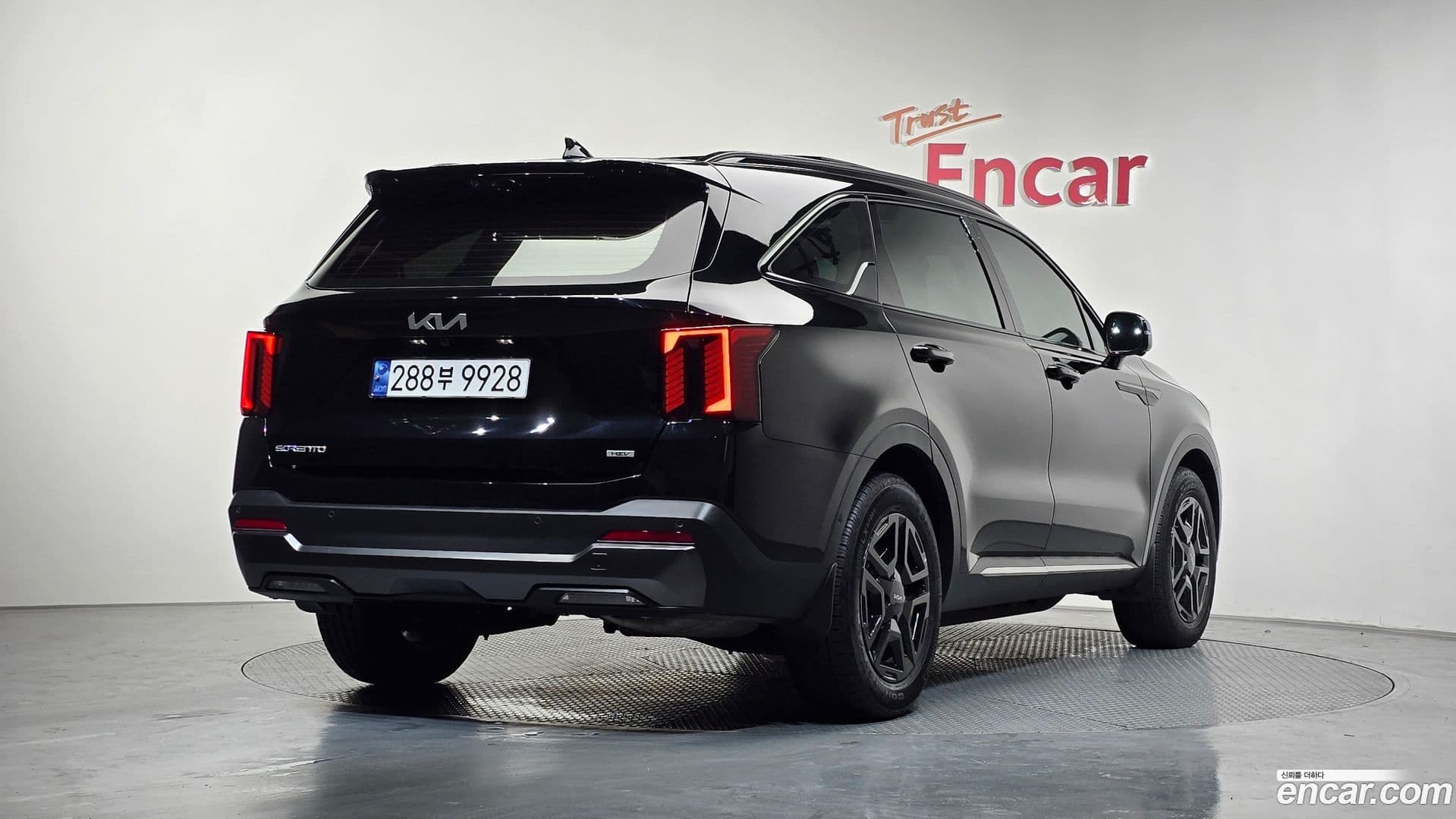 Main__Slider__Photo:Sorento Kia 2023.9-1