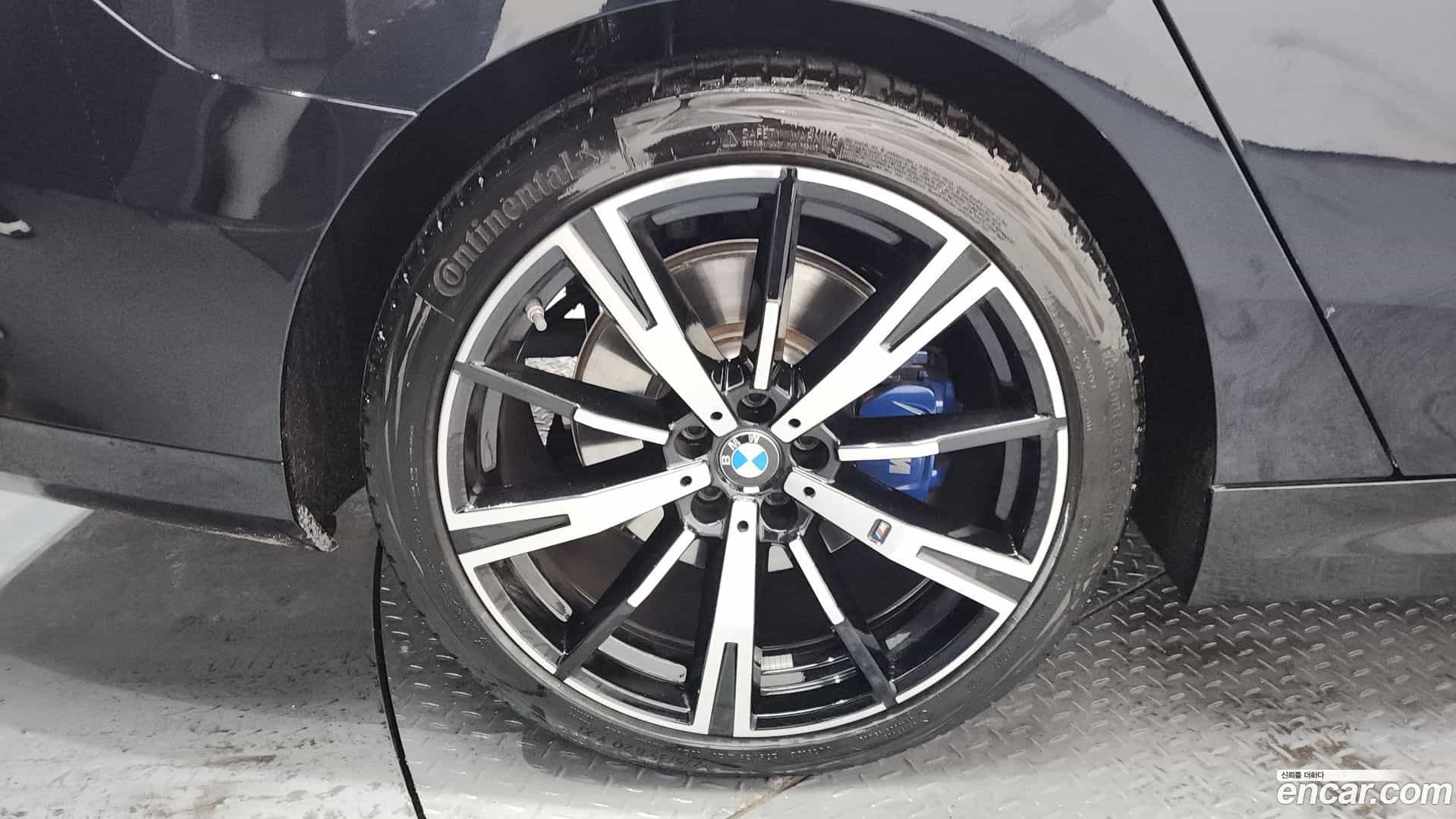 5-Series BMW 2025.2-OUTER-005