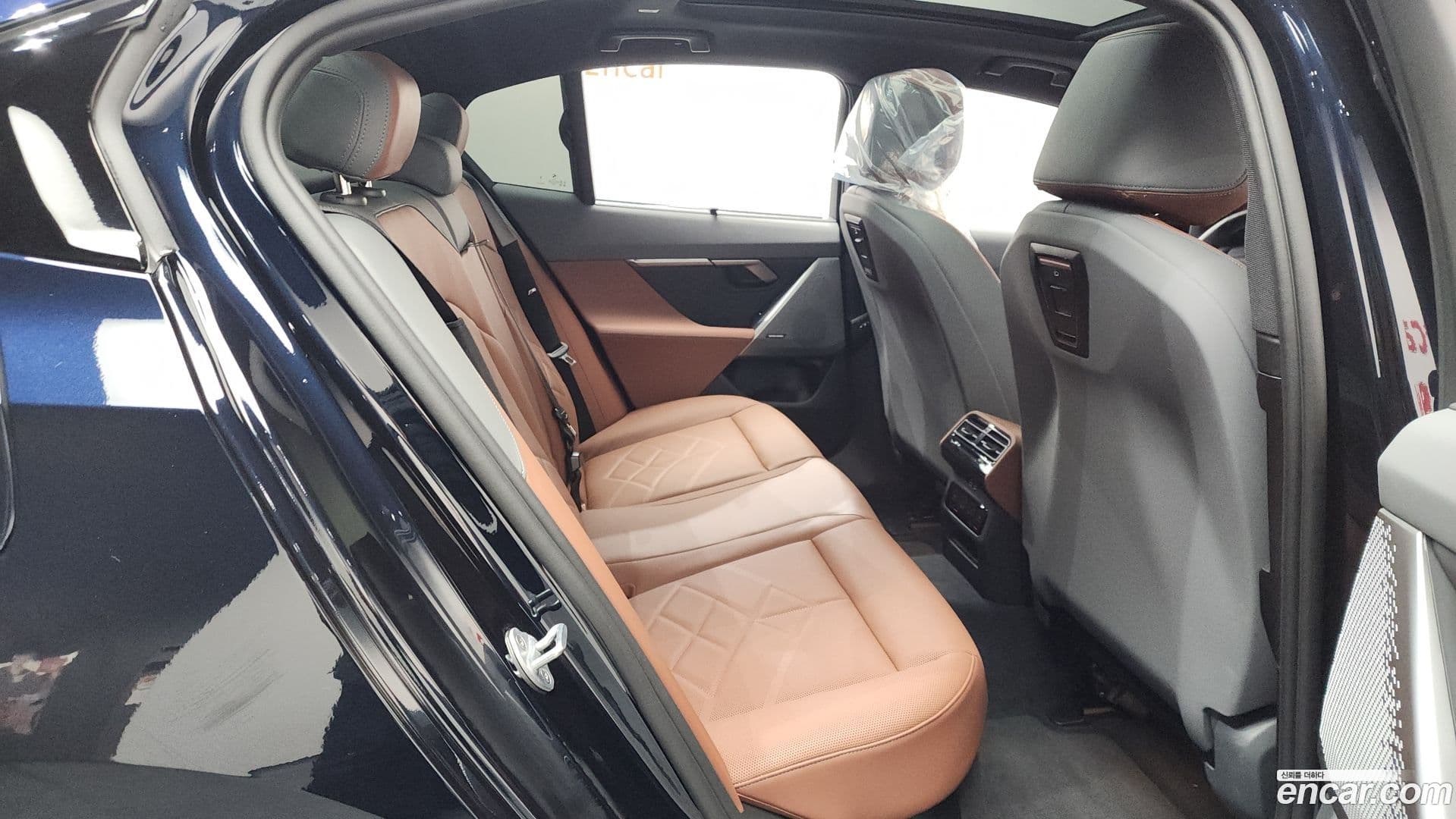 Main__Slider__Photo:5-Series BMW 2025.2-11