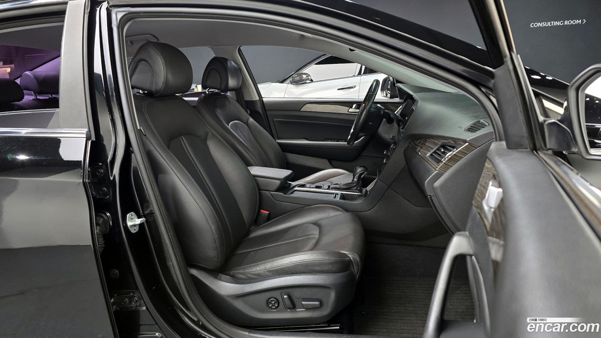 Main__Slider__Photo:Sonata Hyundai 2014.6-9