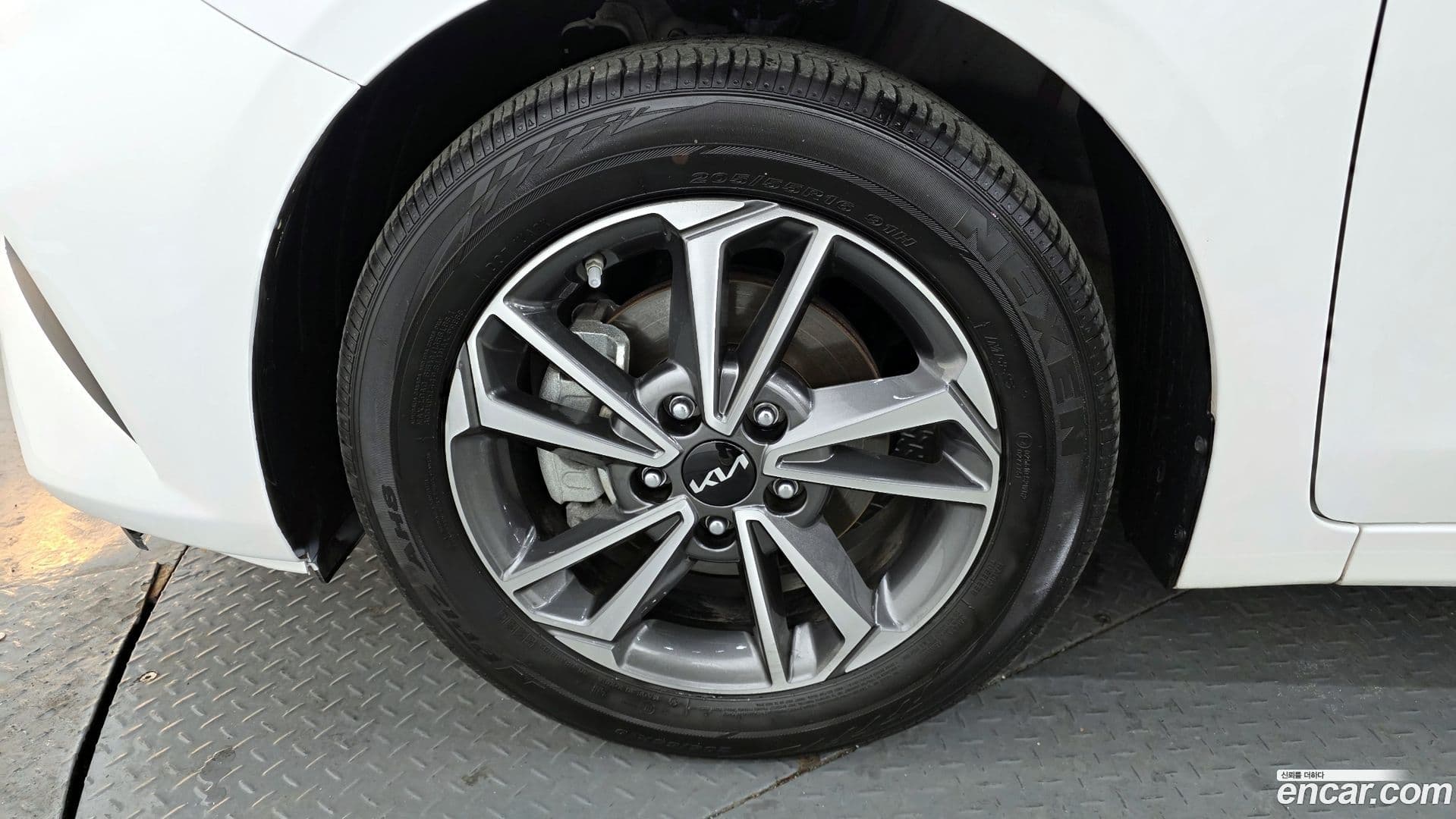 Main__Slider__Photo:K3 Kia 2024.3-4