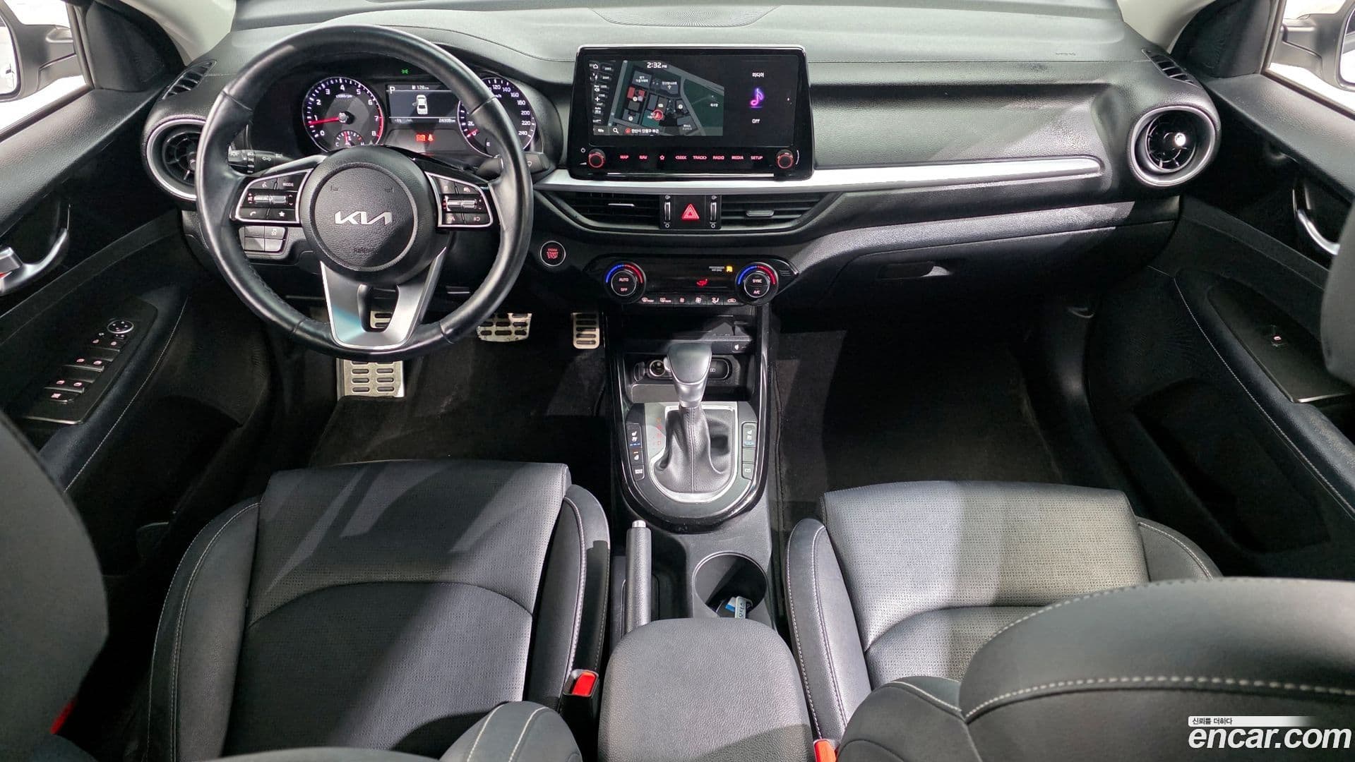 Main__Slider__Photo:K3 Kia 2024.3-6