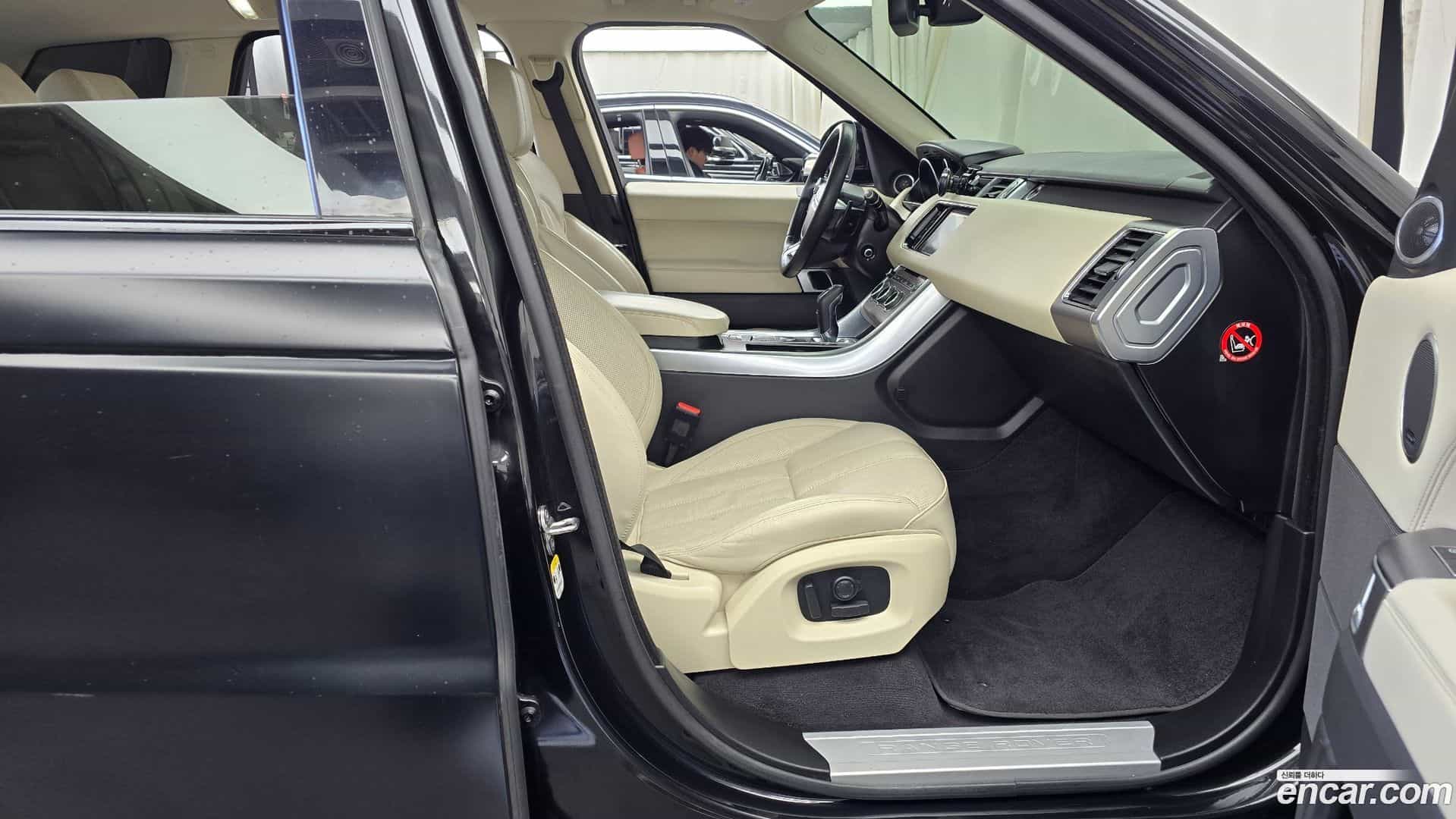 Range Rover Sport Land Rover 2016.11-OPTION-015