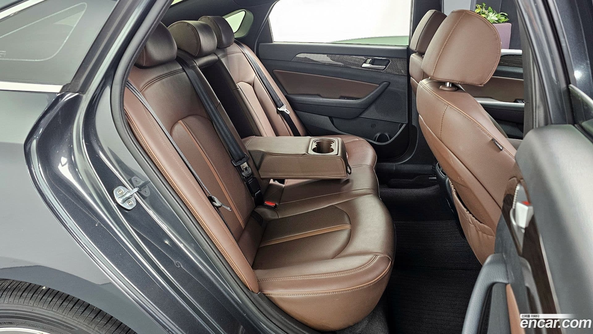 Main__Slider__Photo:Sonata Hyundai 2017.8-11