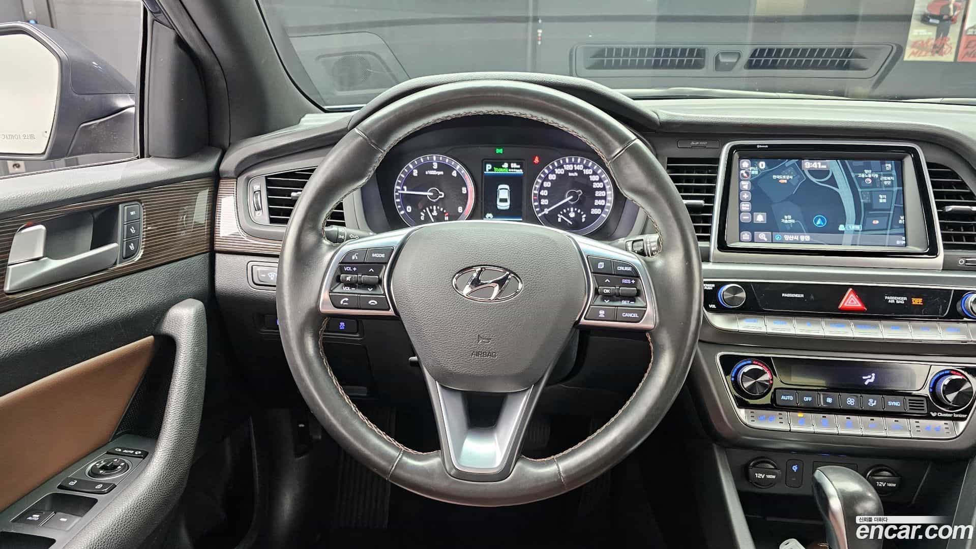Sonata Hyundai 2017.8-OPTION-018