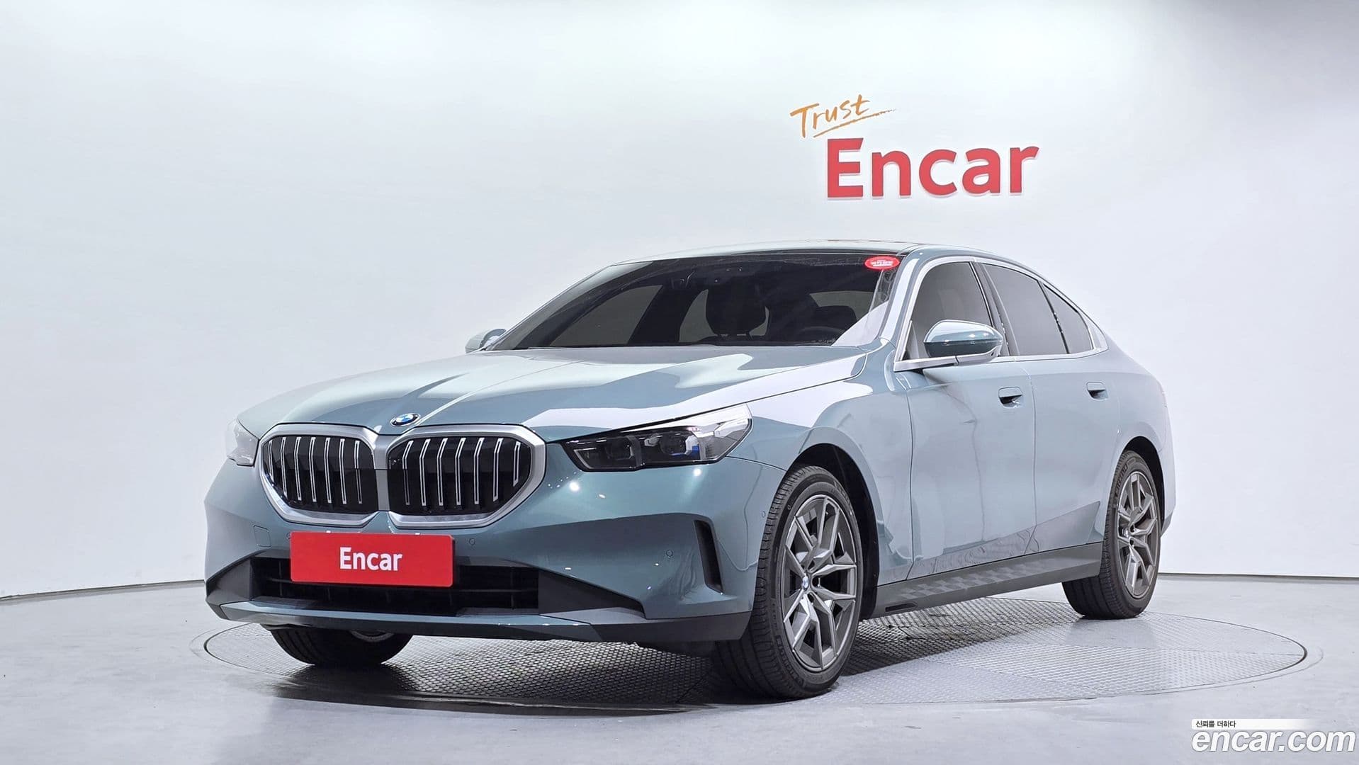 Main__Slider__Photo:5-Series BMW 2025.9-0