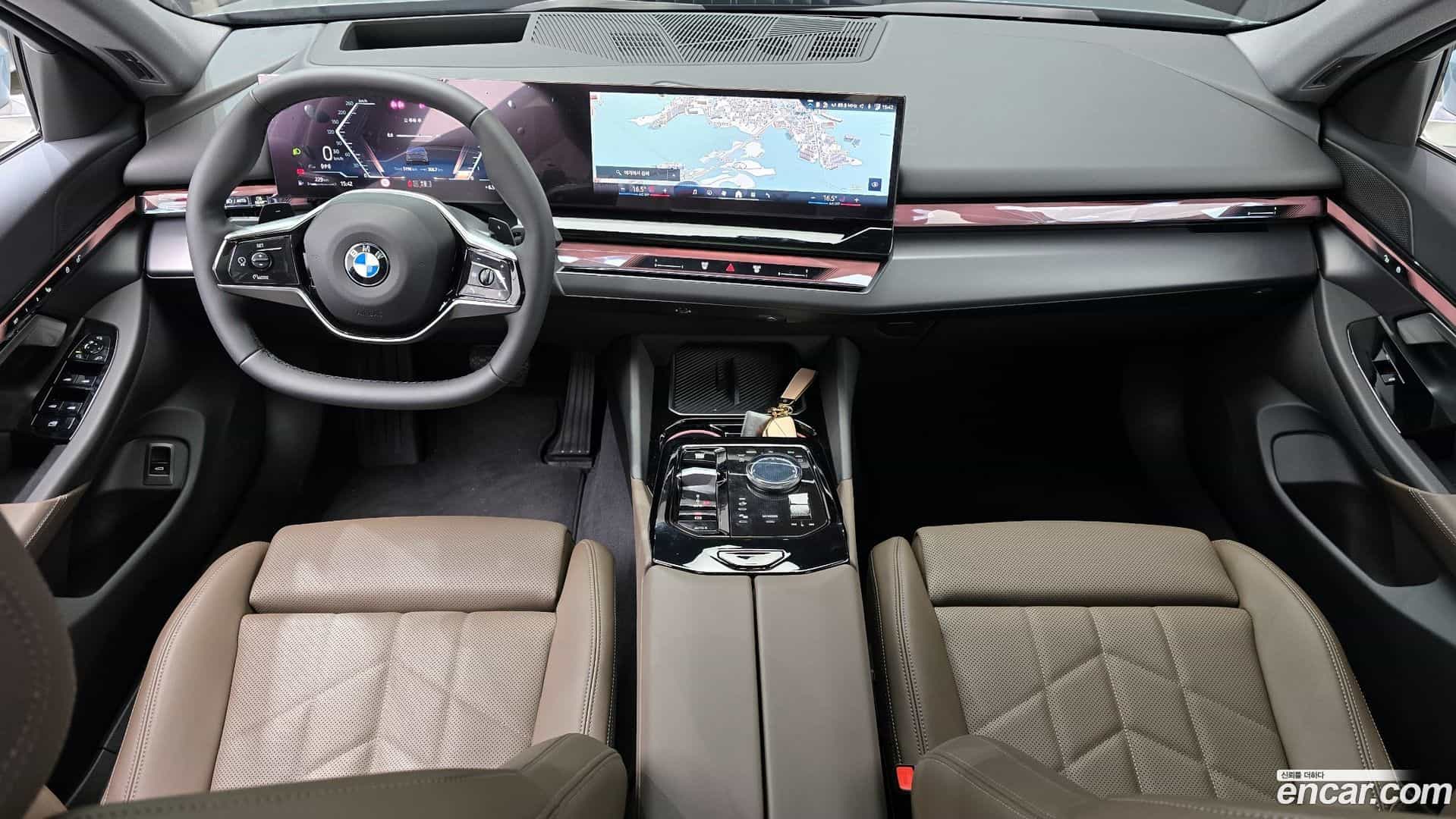 5-Series BMW 2025.9-INNER-007