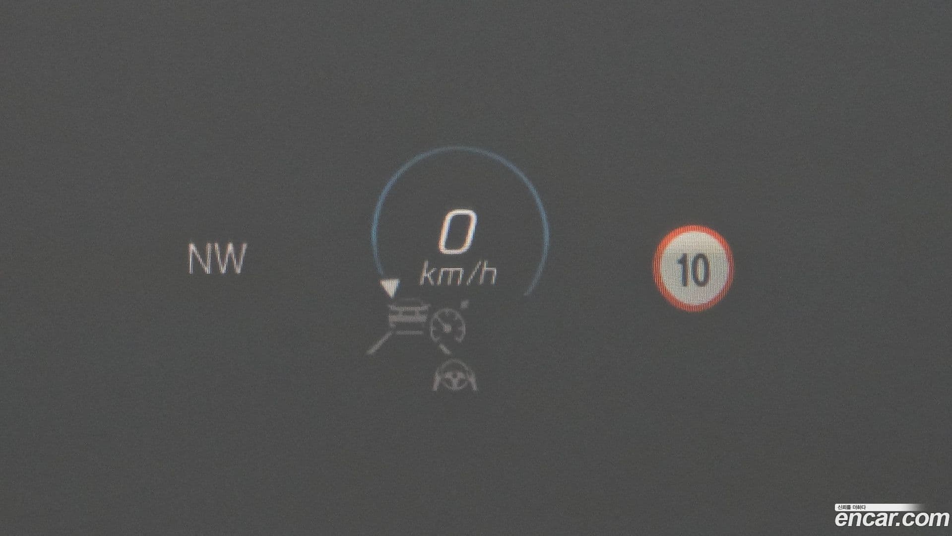 Main__Slider__Photo:E-Class Mercedes-Benz 2022.8-16