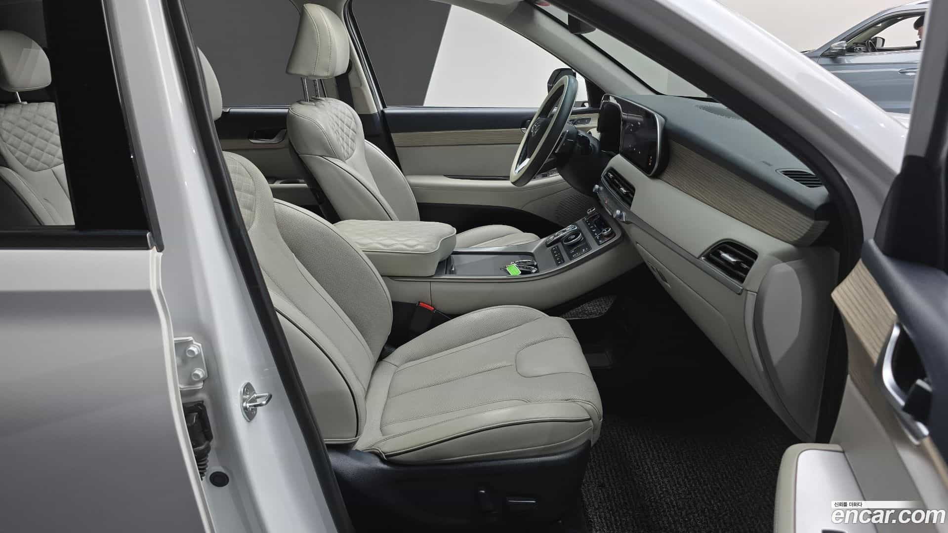 Palisade Hyundai 2019.0-INNER-010