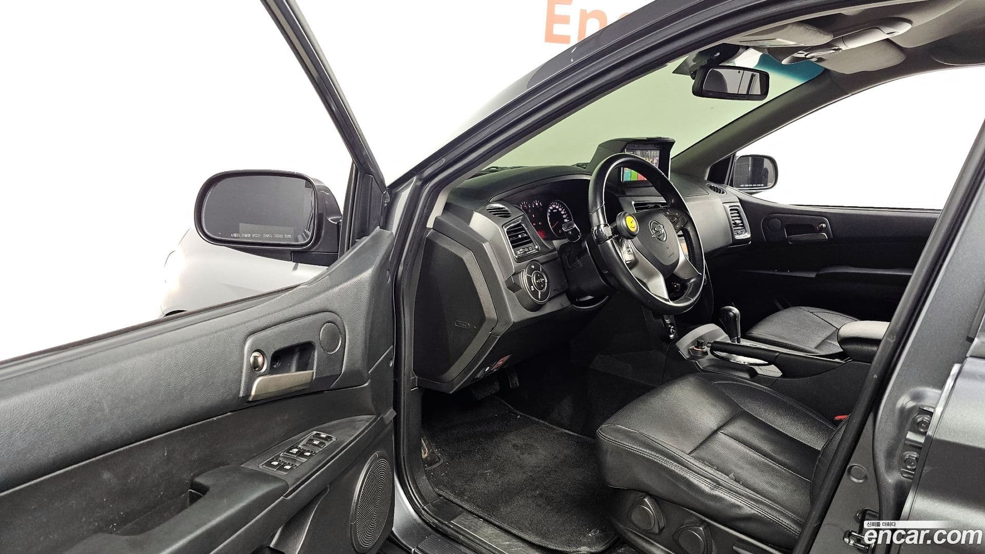 Main__Slider__Photo:KORANDO KG_Mobility_Ssangyong 2016.9-9