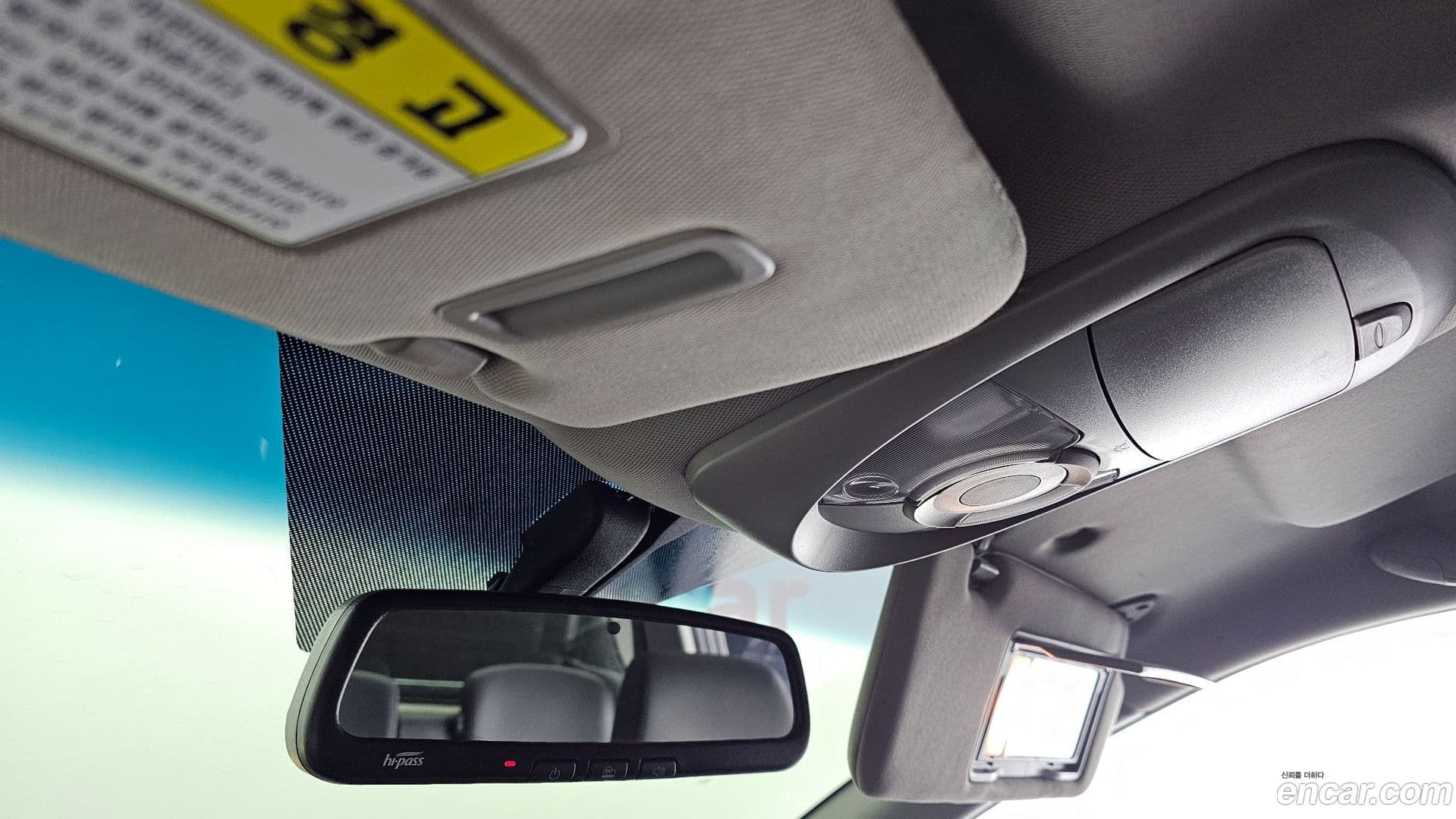 Main__Slider__Photo:KORANDO KG_Mobility_Ssangyong 2016.9-18