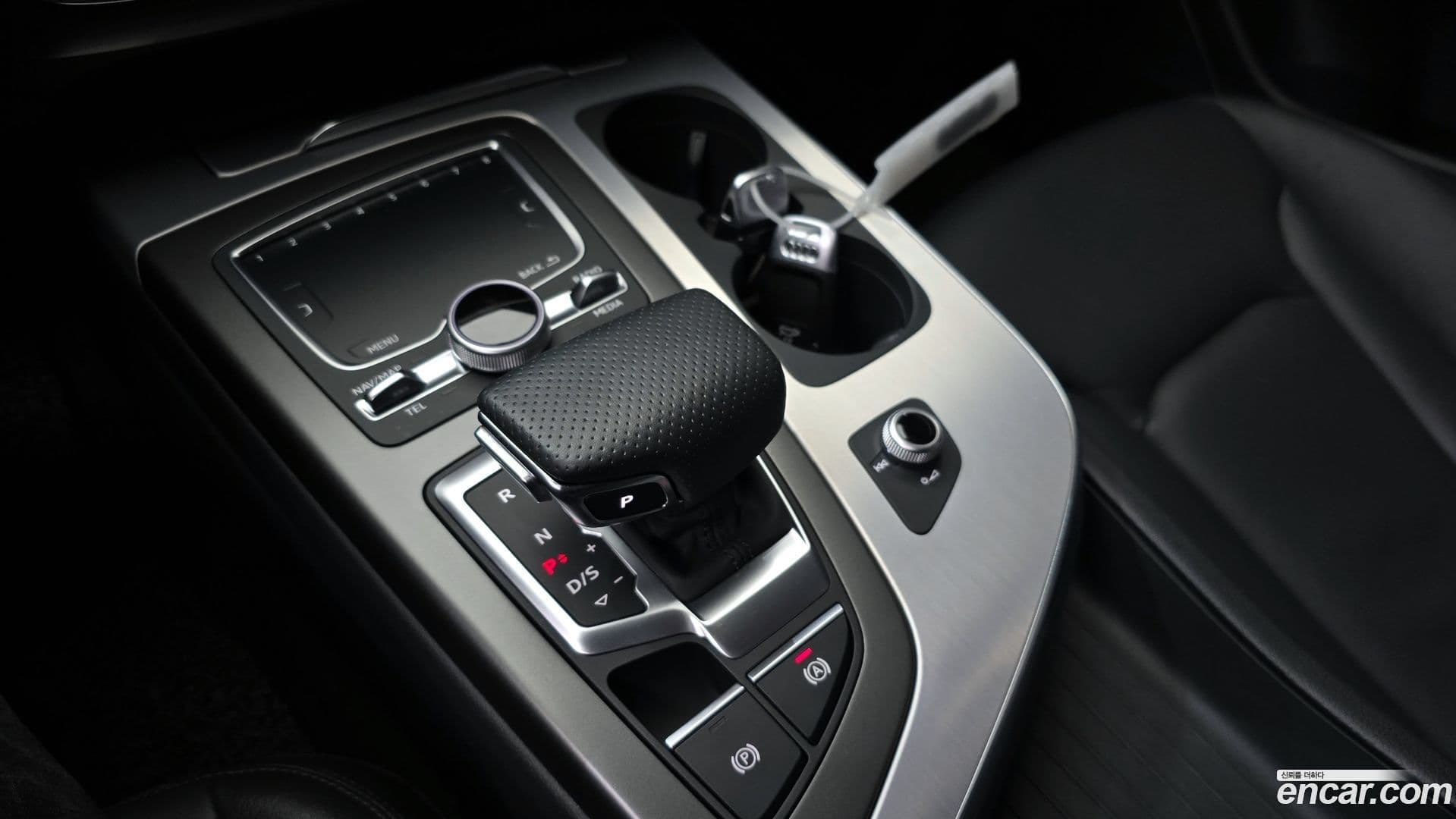 Main__Slider__Photo:Q7 Audi 2019.8-8