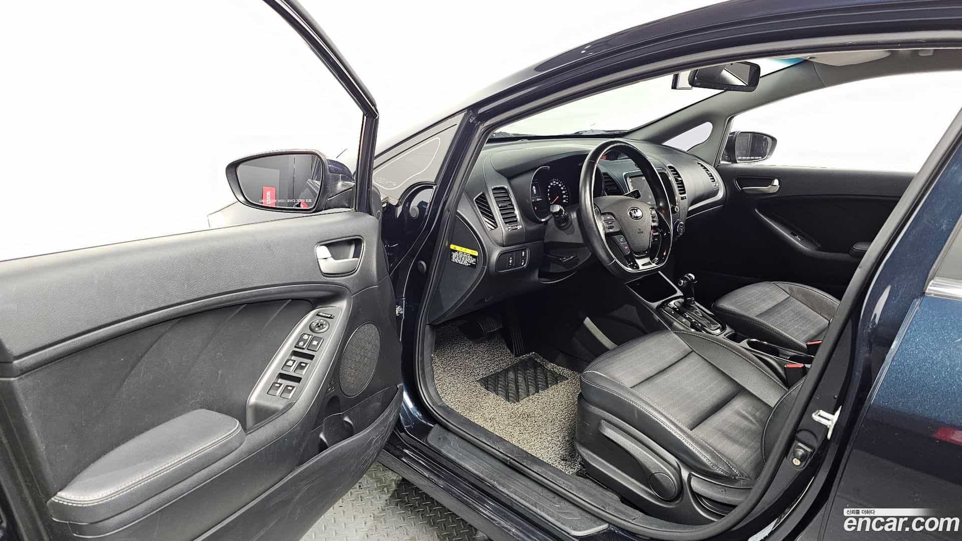 K3 Kia 2017.7-INNER-010