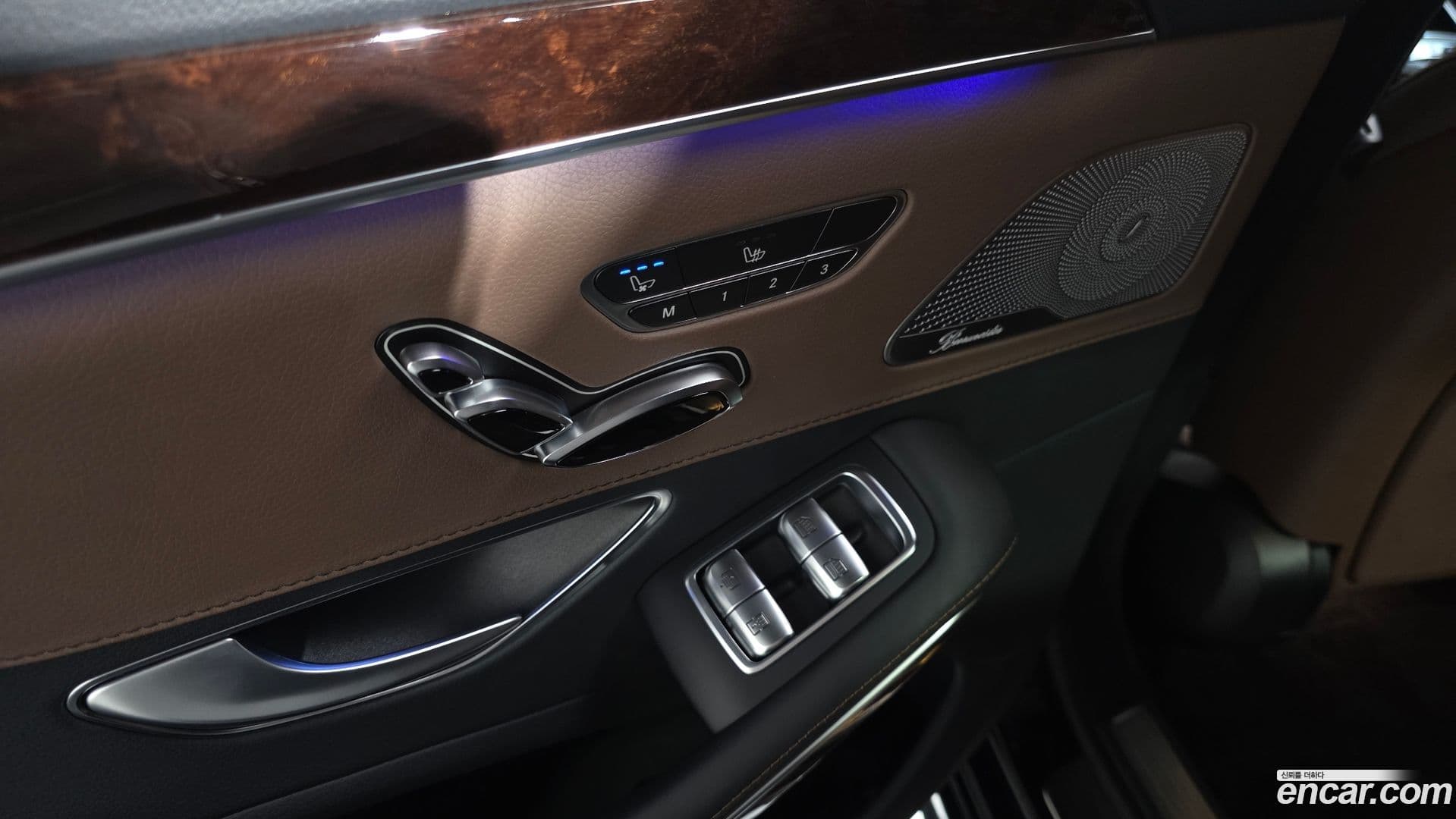 Main__Slider__Photo:S-Class Mercedes-Benz 2019.7-17