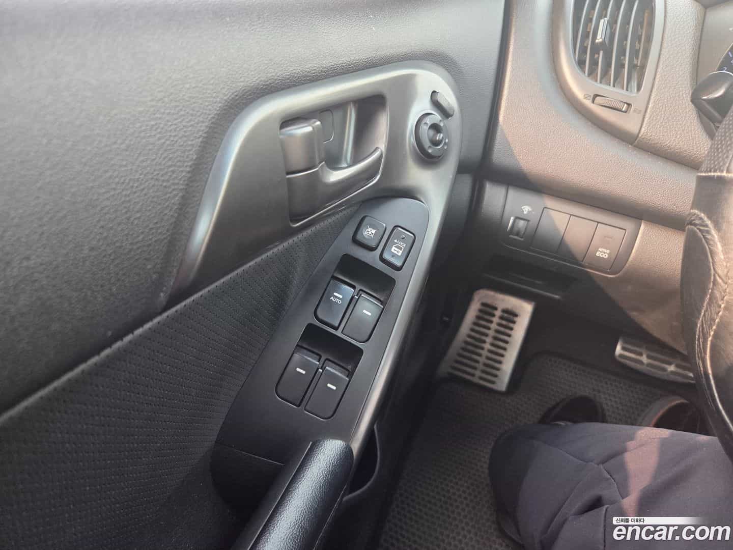 Porte Kia 2010.10-OPTION-019