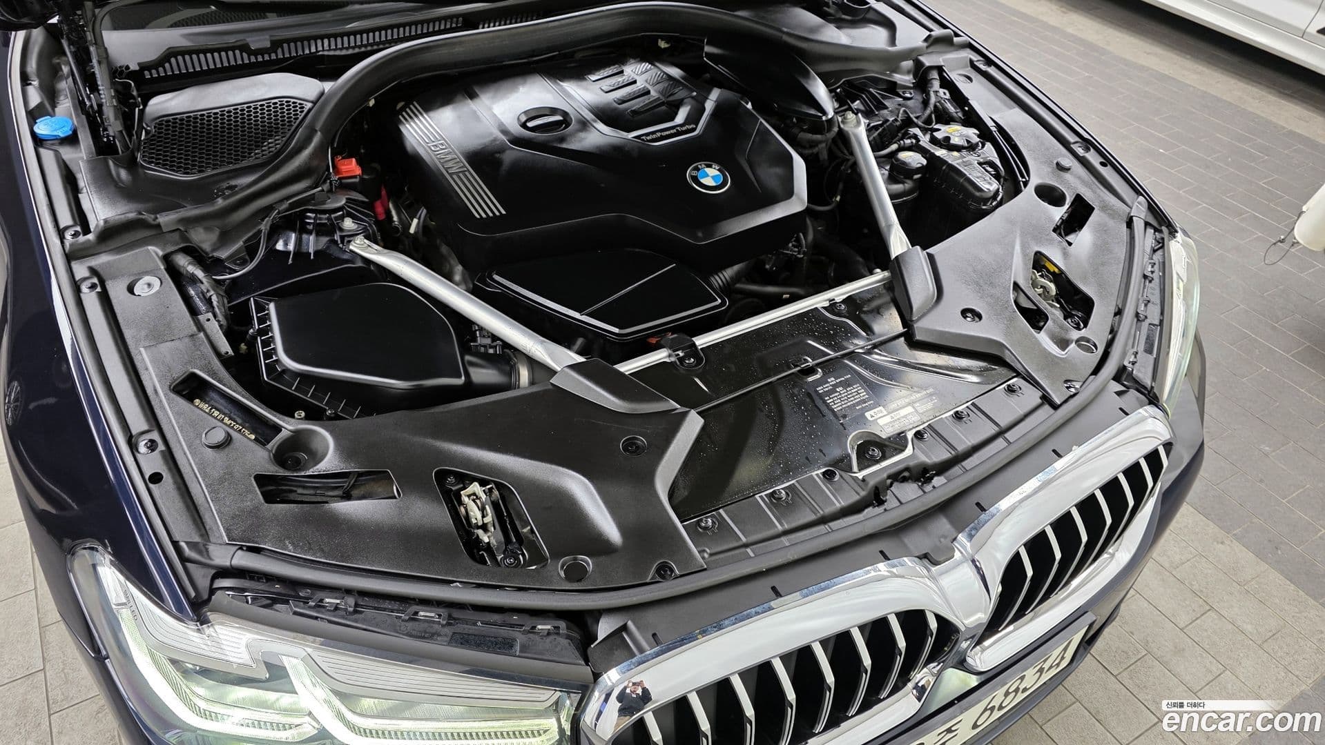 Main__Slider__Photo:5-Series BMW 2020.9-5