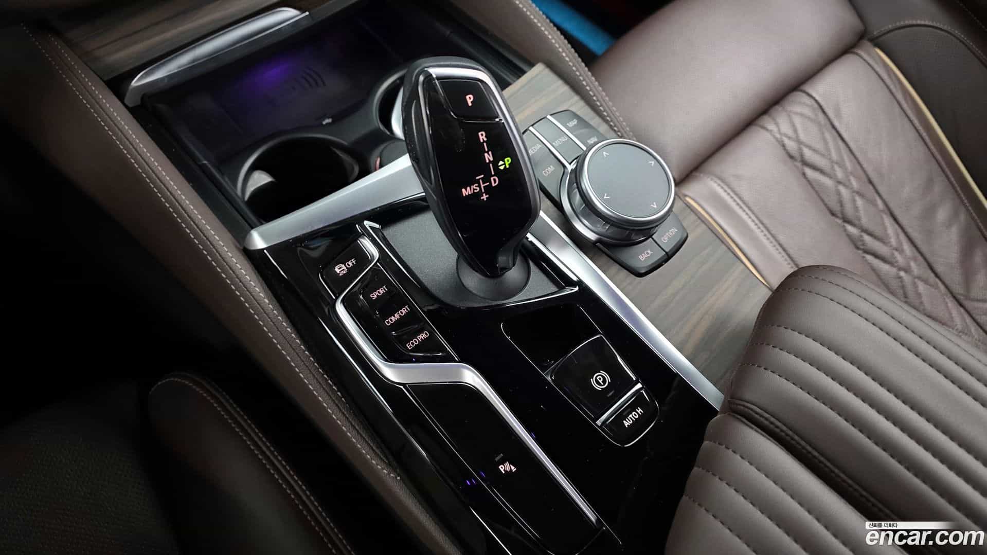 5-Series BMW 2020.9-INNER-009