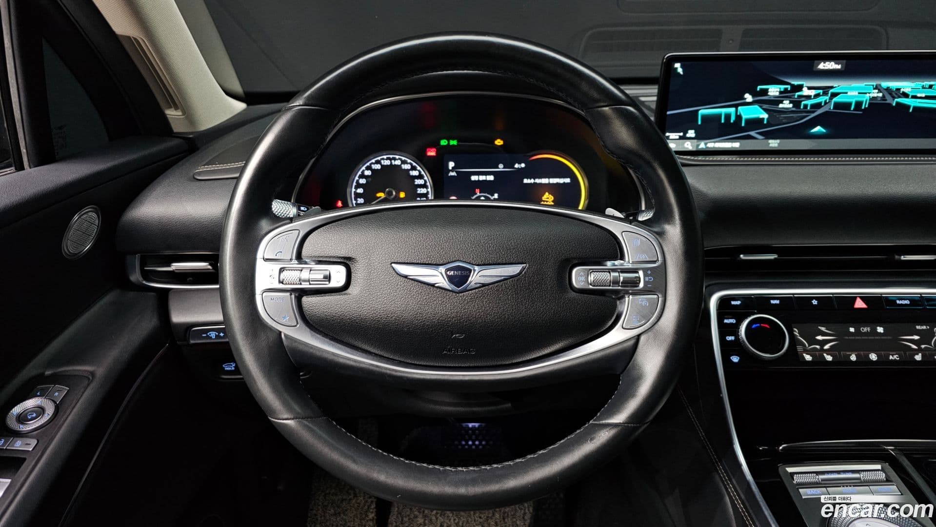 Main__Slider__Photo:GV80 Genesis 2022.0-12