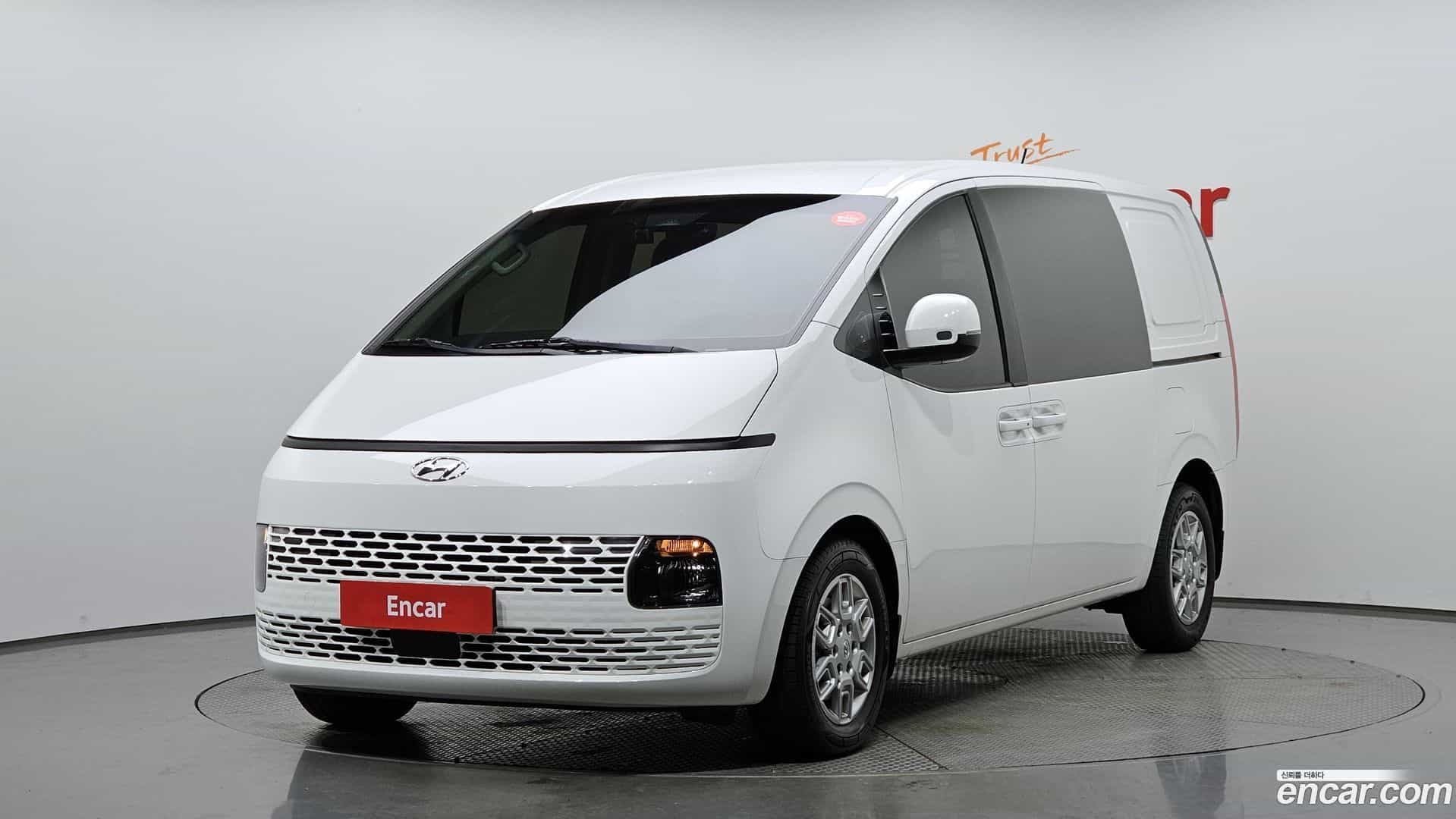 Staria Hyundai 2022.0-OUTER-001