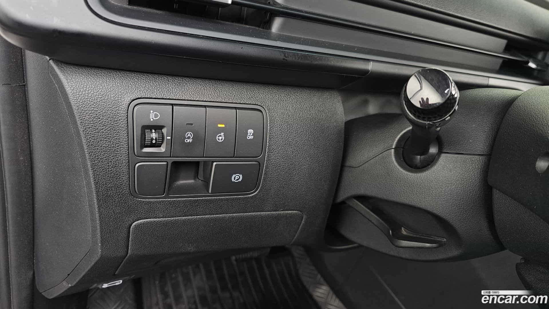 Staria Hyundai 2022.0-OPTION-021