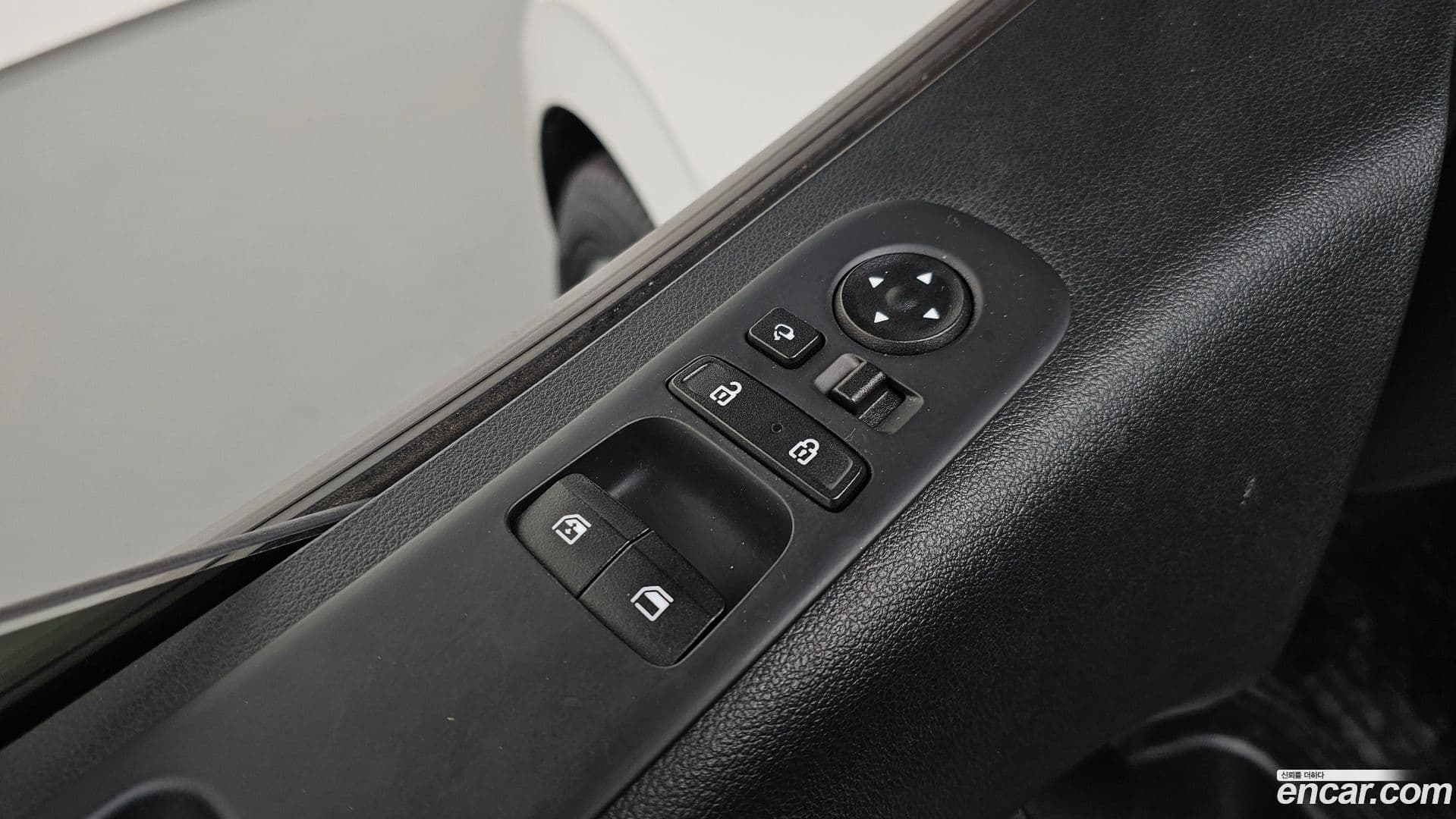 Main__Slider__Photo:Staria Hyundai 2022.0-18