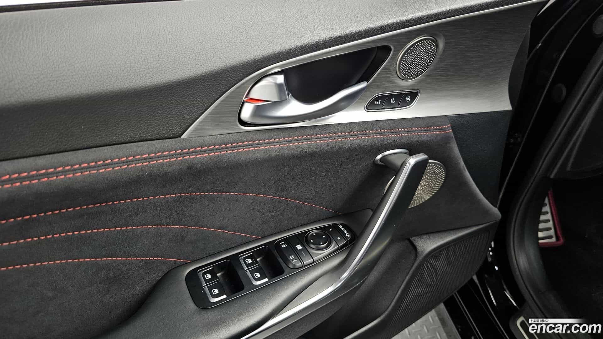 Stinger Kia 2022.1-OPTION-021