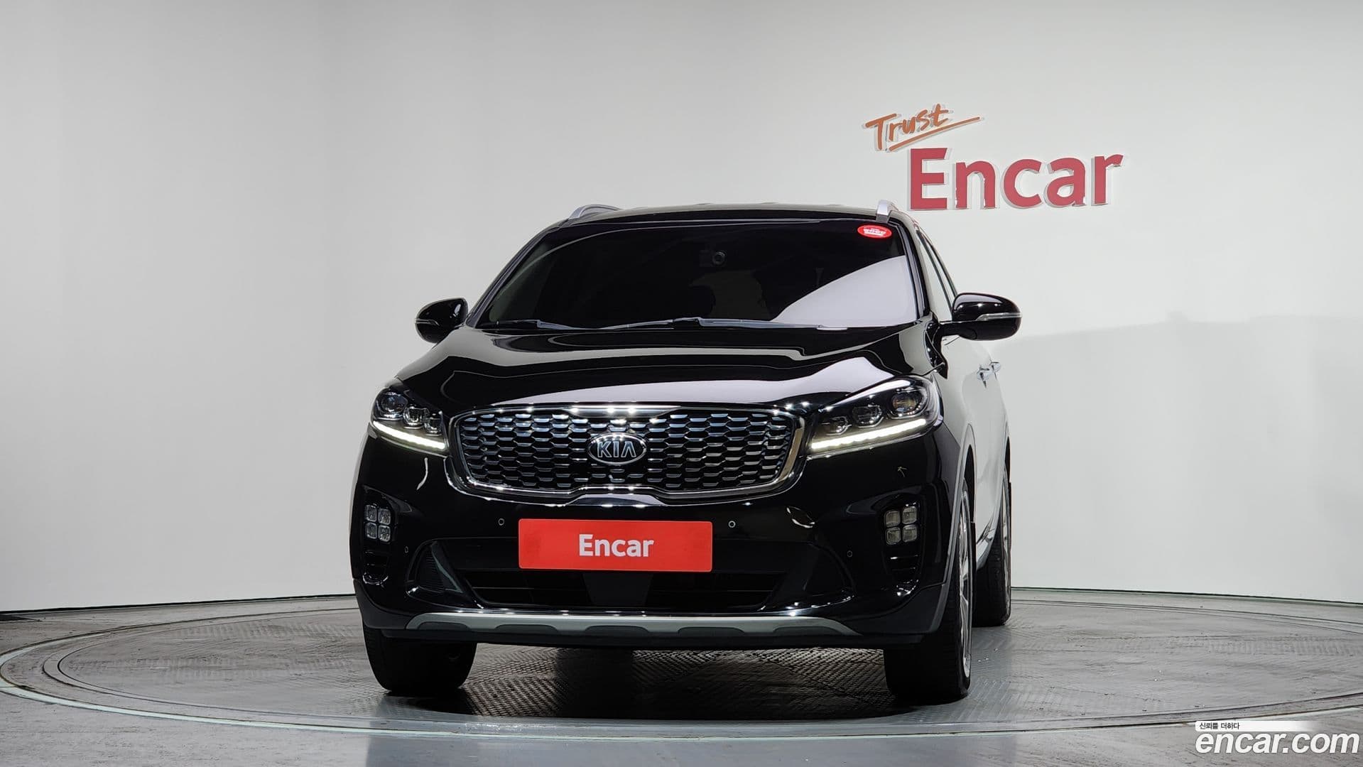 Main__Slider__Photo:Sorento Kia 2018.6-2