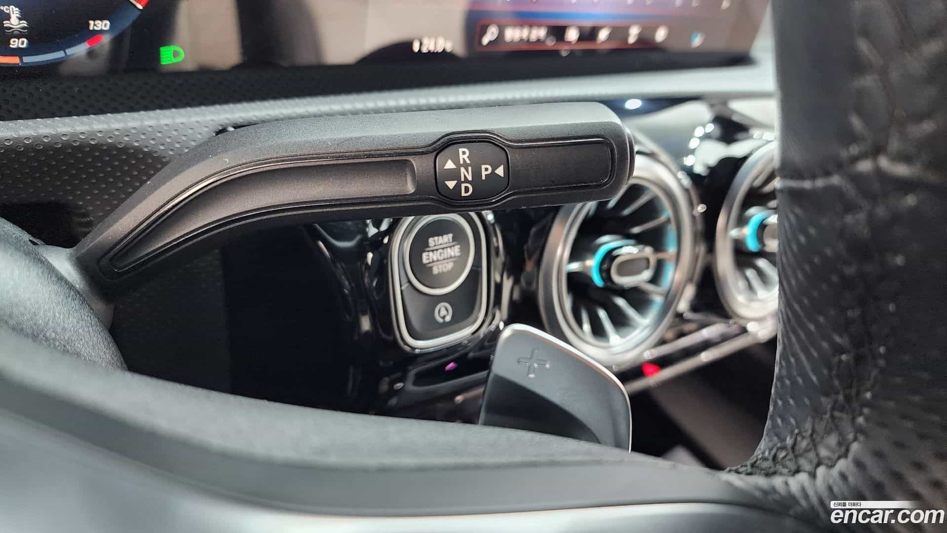 CLA-Class Mercedes-Benz 2021.5-INNER-009