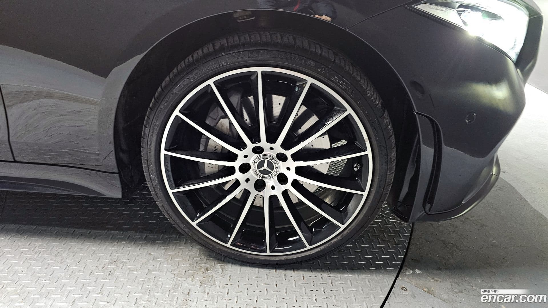 Main__Slider__Photo:CLS-Class Mercedes-Benz 2021.8-4