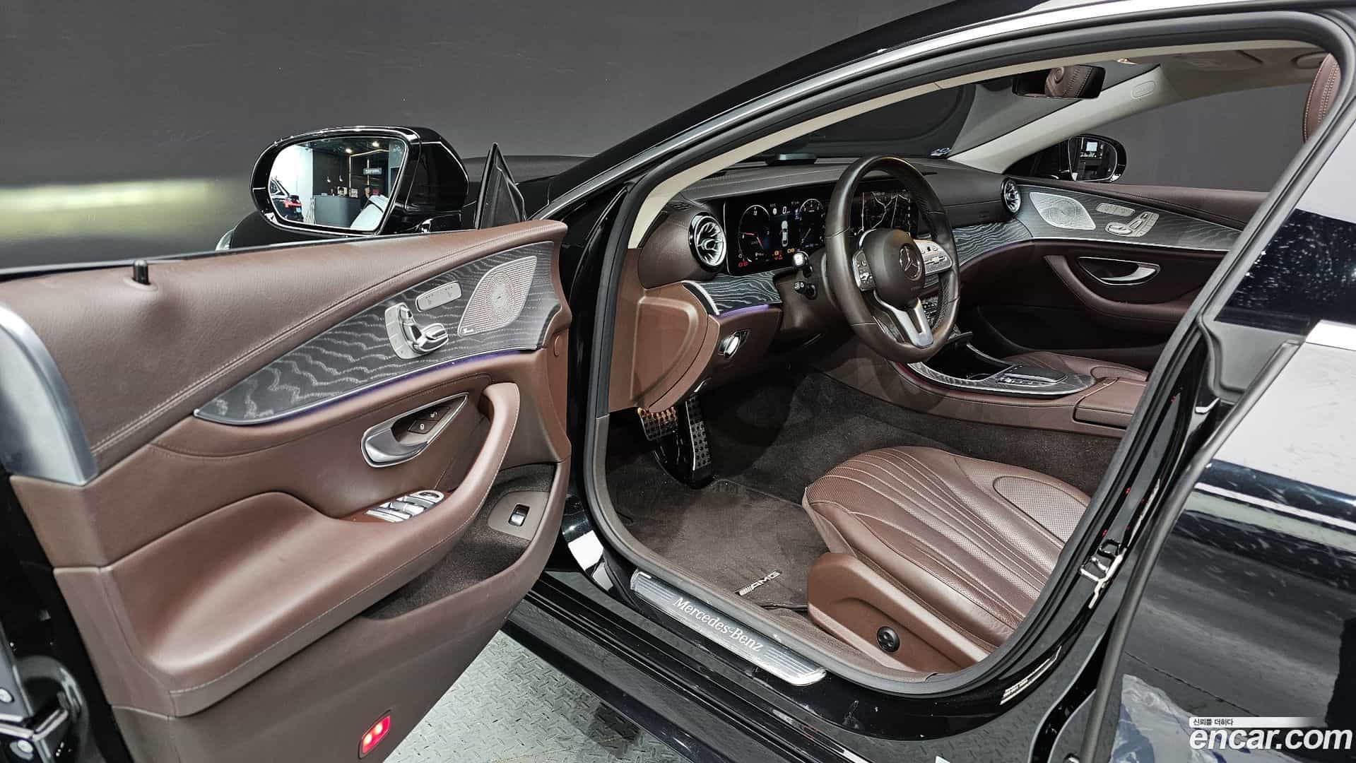 CLS-Class Mercedes-Benz 2021.8-INNER-010