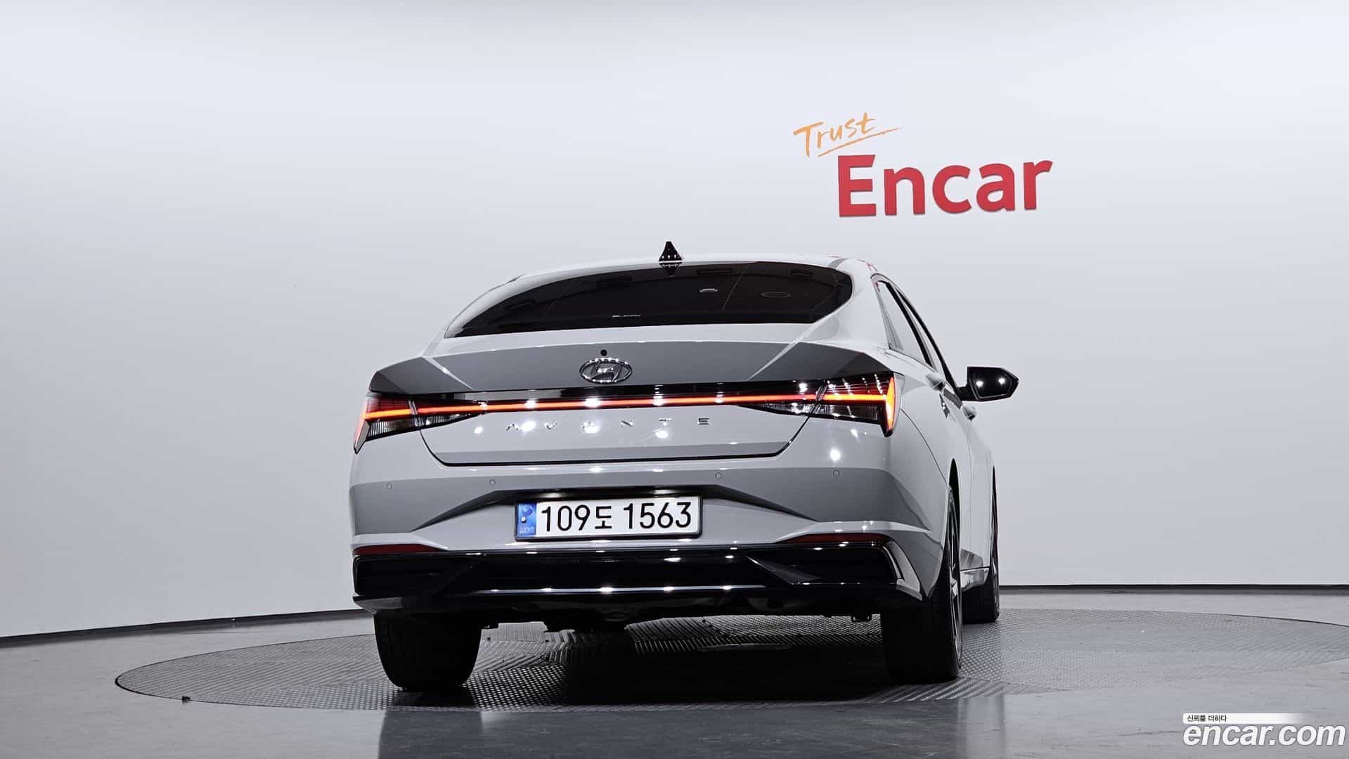 AVANTE Hyundai 2020.5-OUTER-004