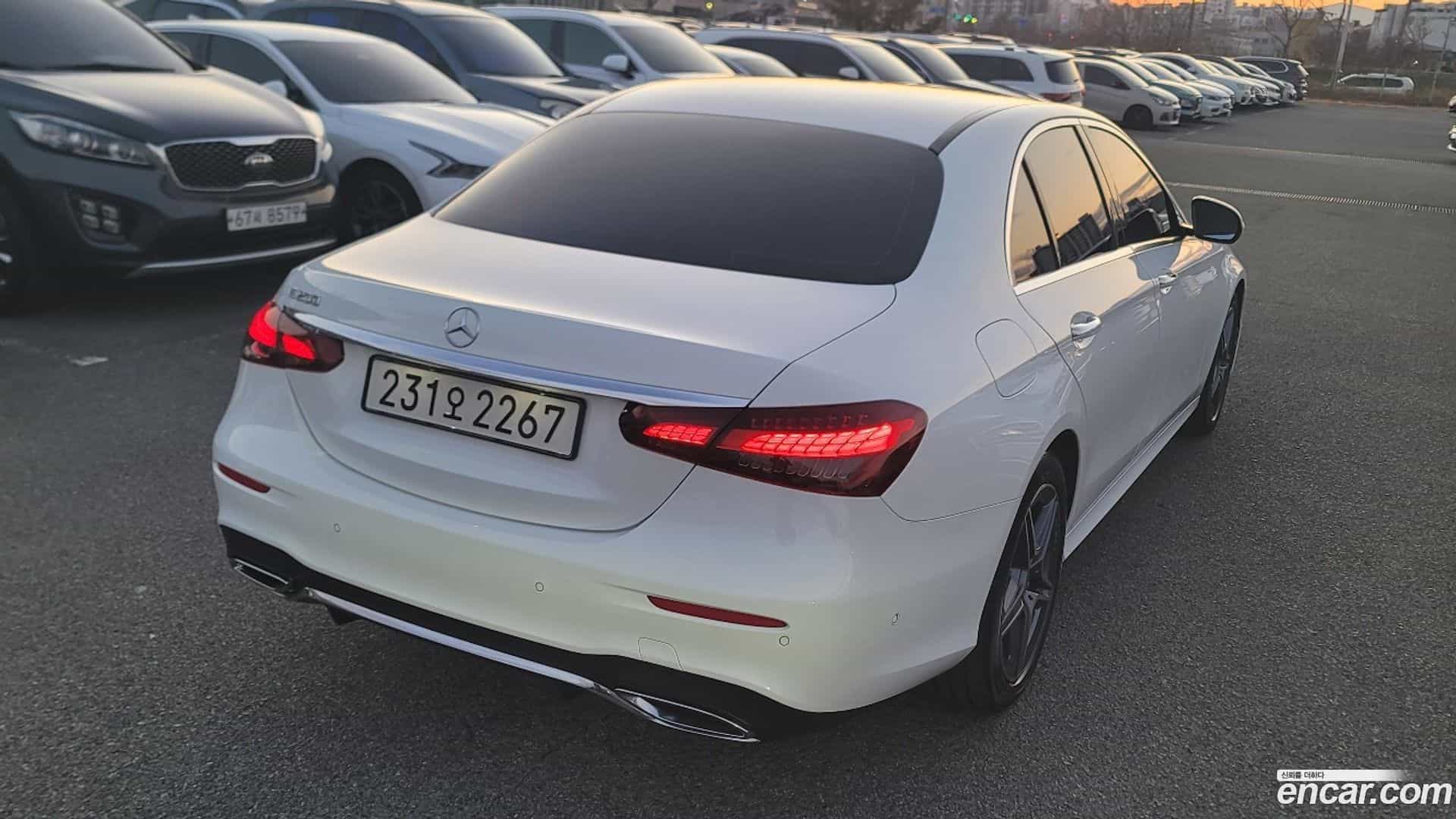 E-Class Mercedes-Benz 2023.5-OUTER-002