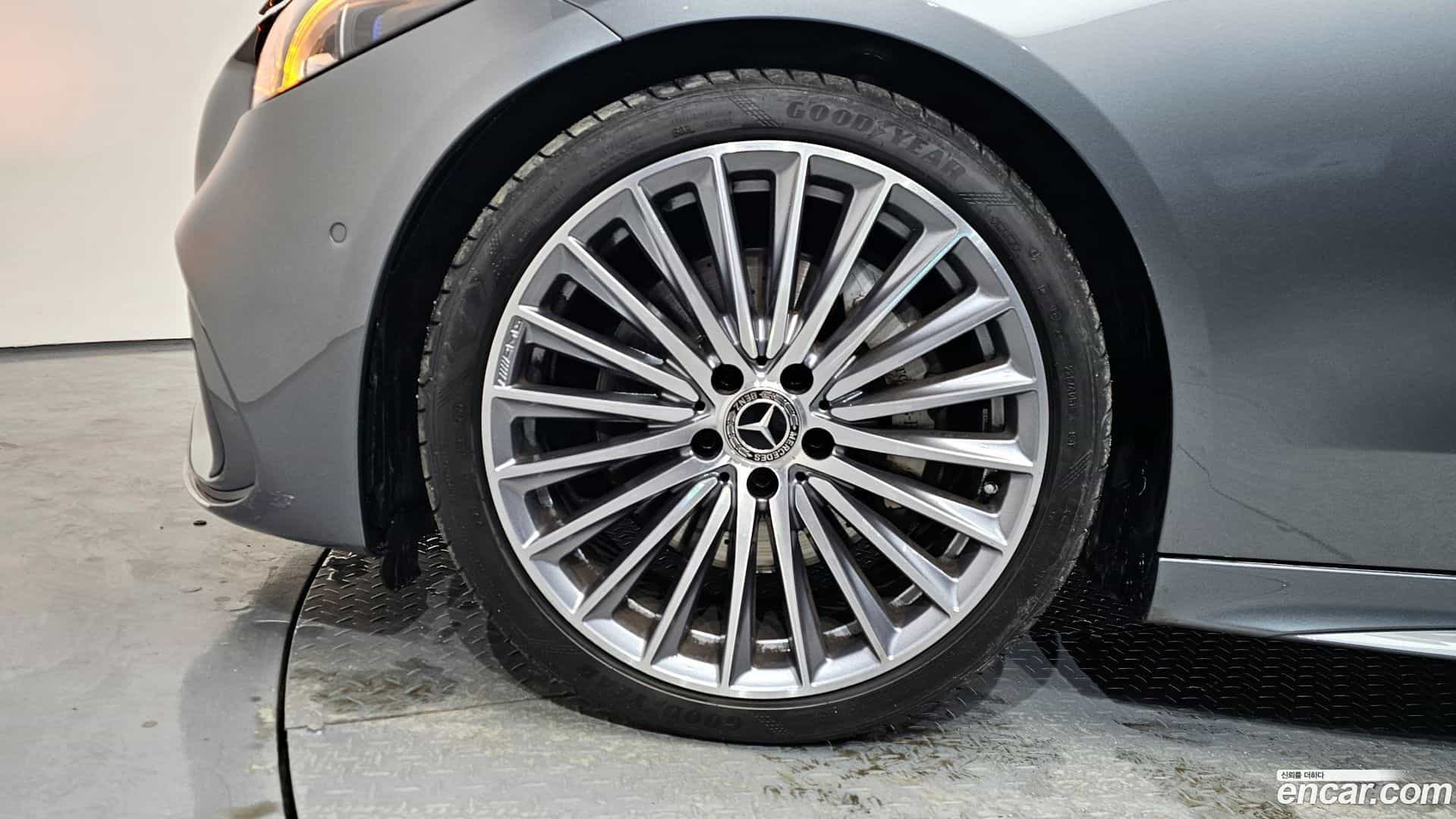 C-Class Mercedes-Benz 2023.2-OUTER-005