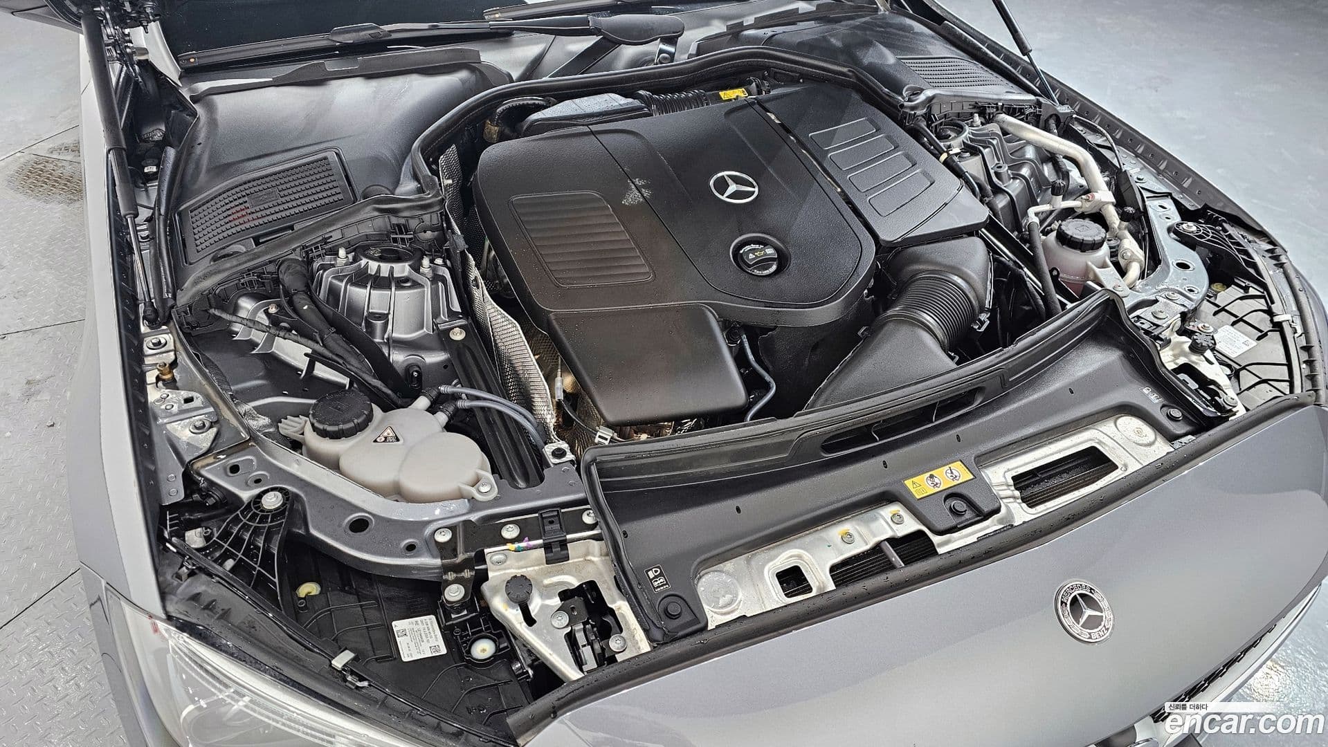 Main__Slider__Photo:C-Class Mercedes-Benz 2023.2-5