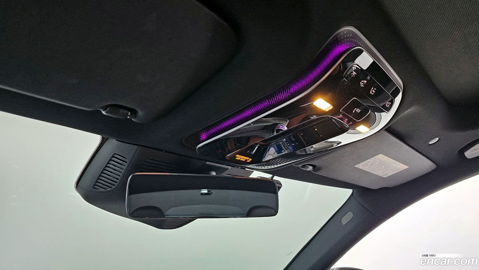 Main__Slider__Photo:C-Class Mercedes-Benz 2023.2-15