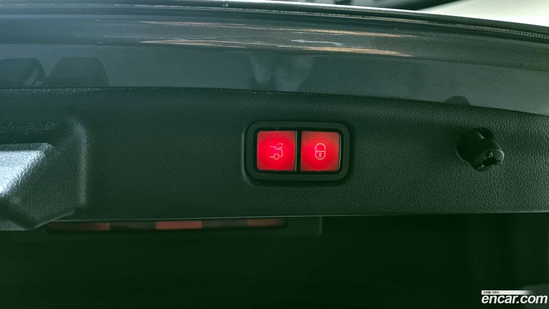 C-Class Mercedes-Benz 2023.2-OPTION-024