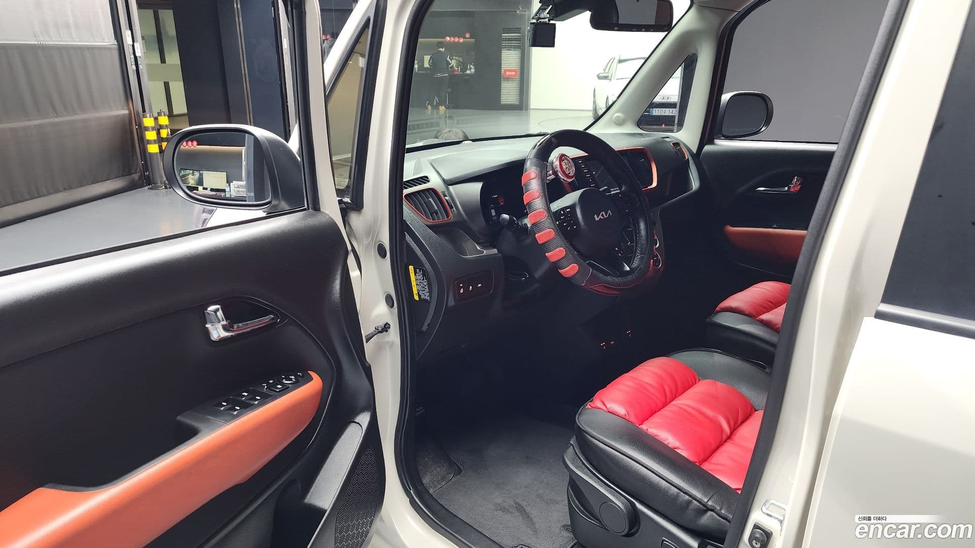 Main__Slider__Photo:RAY Kia 2021.6-9