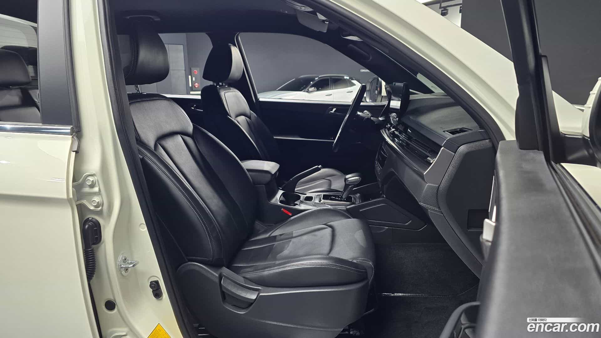 Rexton KG_Mobility_Ssangyong 2024.7-INNER-010